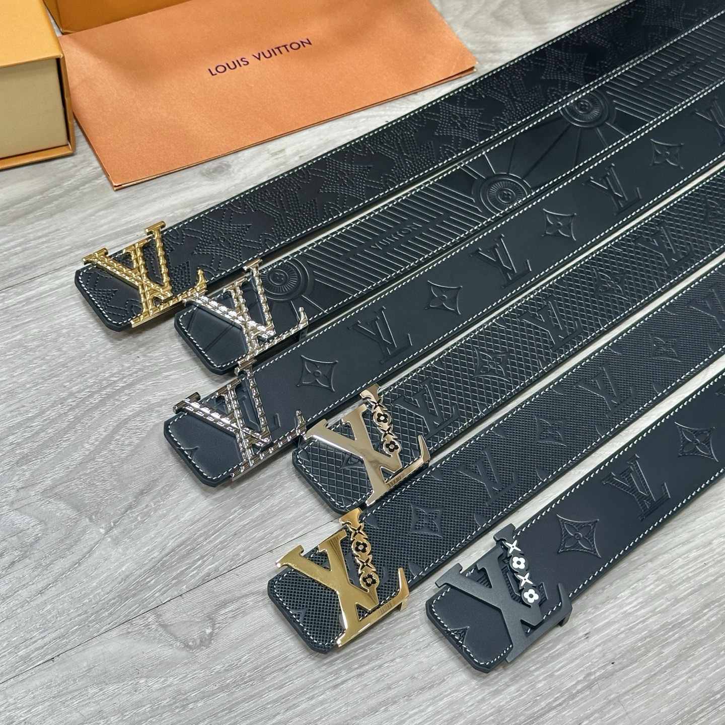 LV Style Leather Men's Belts Men's Belts Men's Belt detail image 7 from source 766541