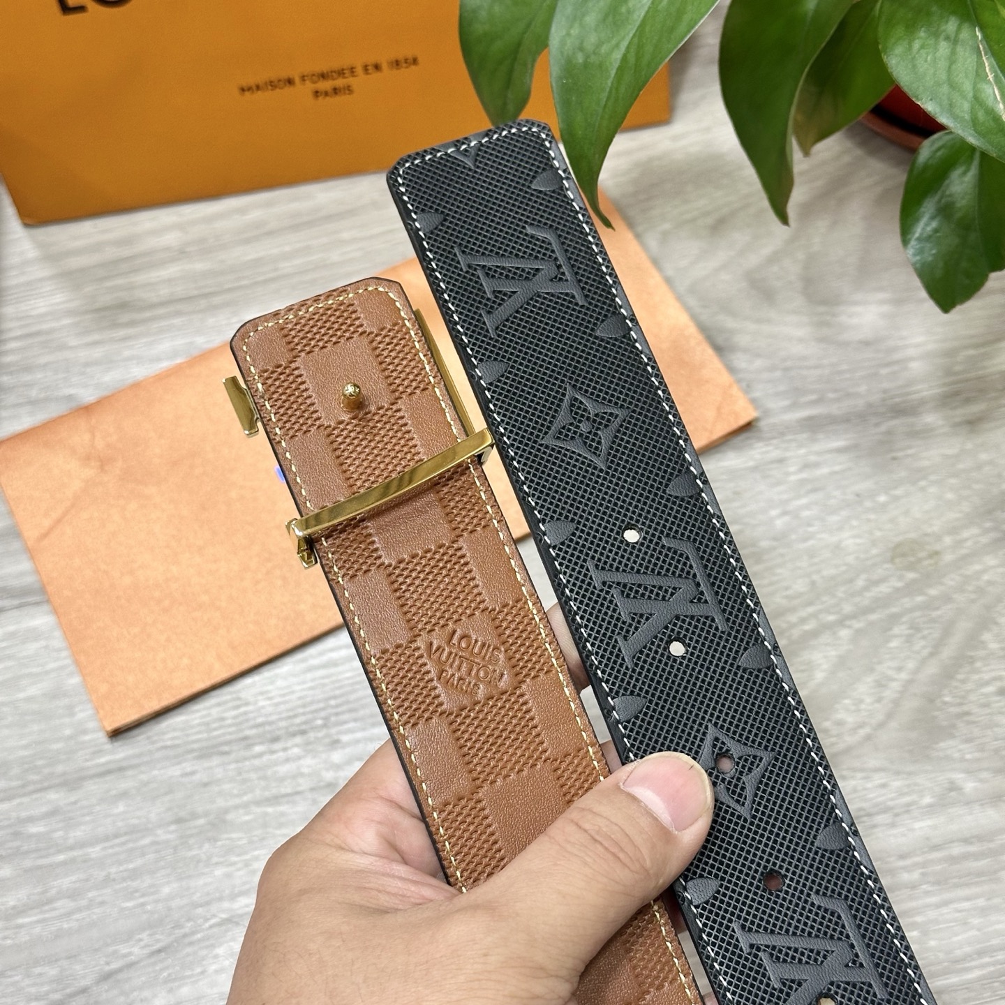 LV Style Leather Men's Belts Men's Belts Men's Belt detail image 5 from source 766543