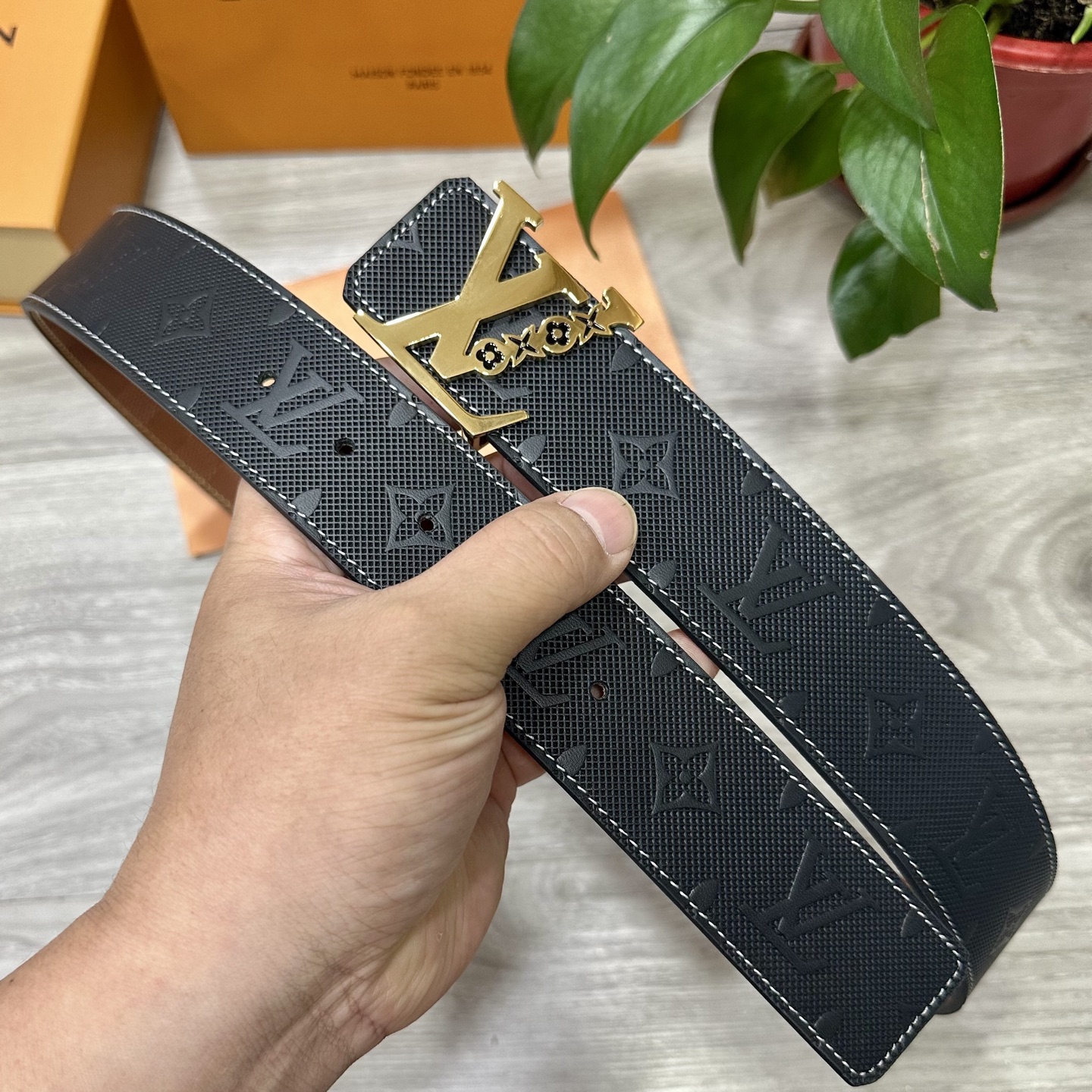 LV Style Leather Men's Belts Lookbook Reference image 2