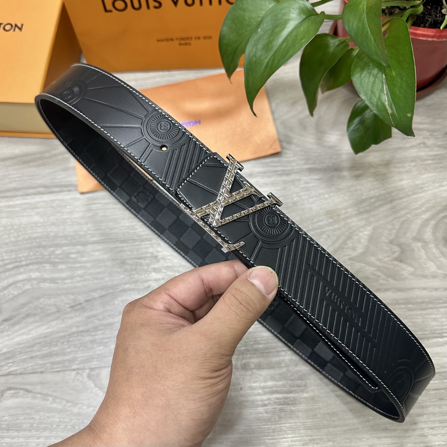 LV Style Leather Men's Belts Lookbook Reference image 1