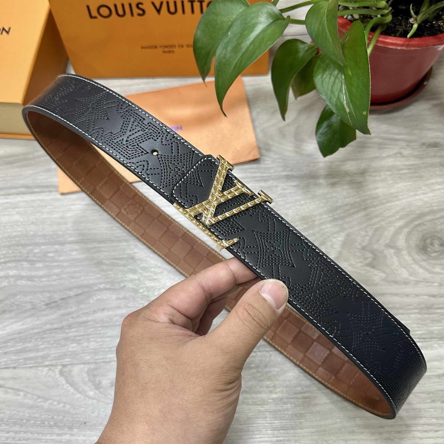 LV Style Leather Men's Belts Lookbook Reference image 1
