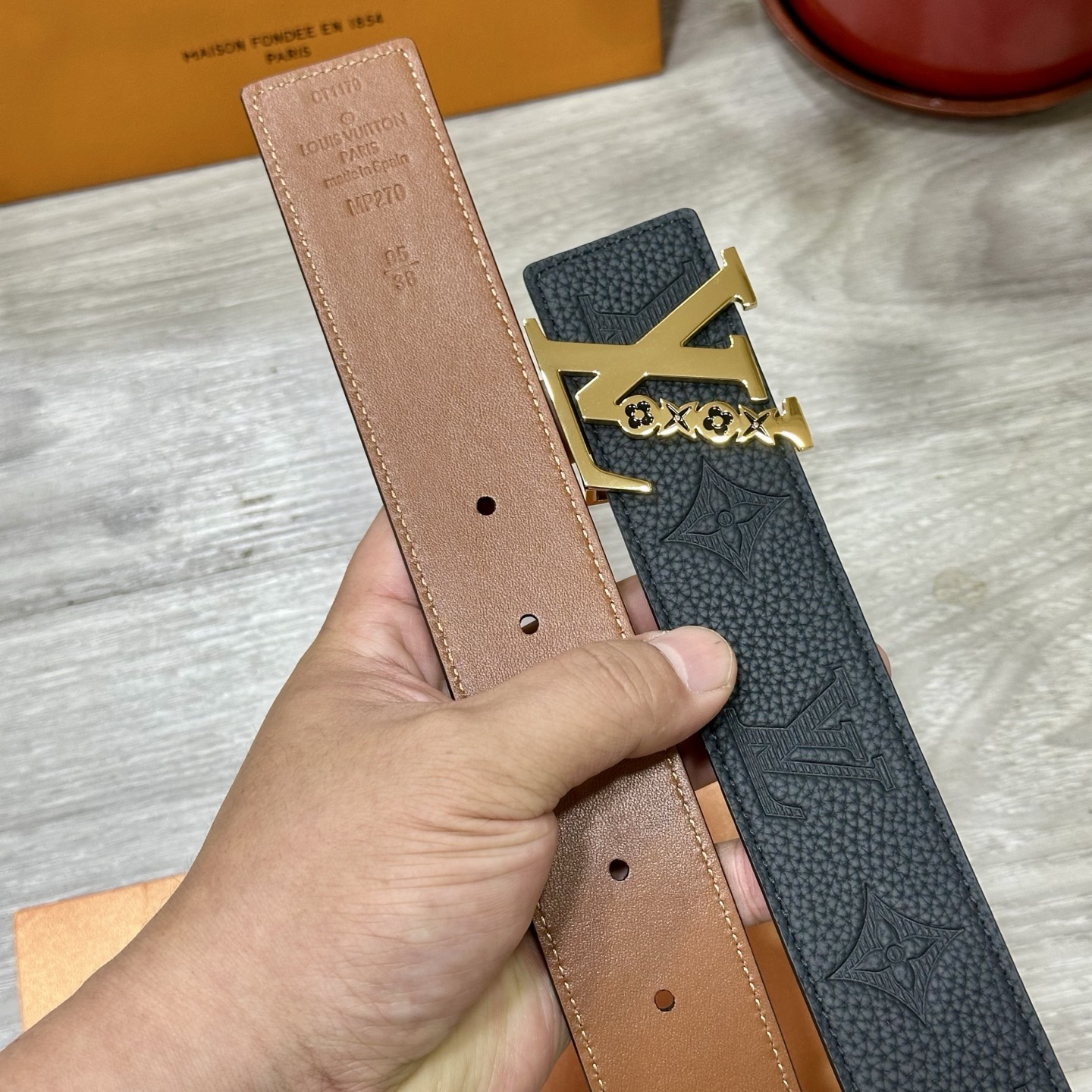 LV Style Leather Men's Belts Men's Belts Men's Belt detail image 4 from source 766547