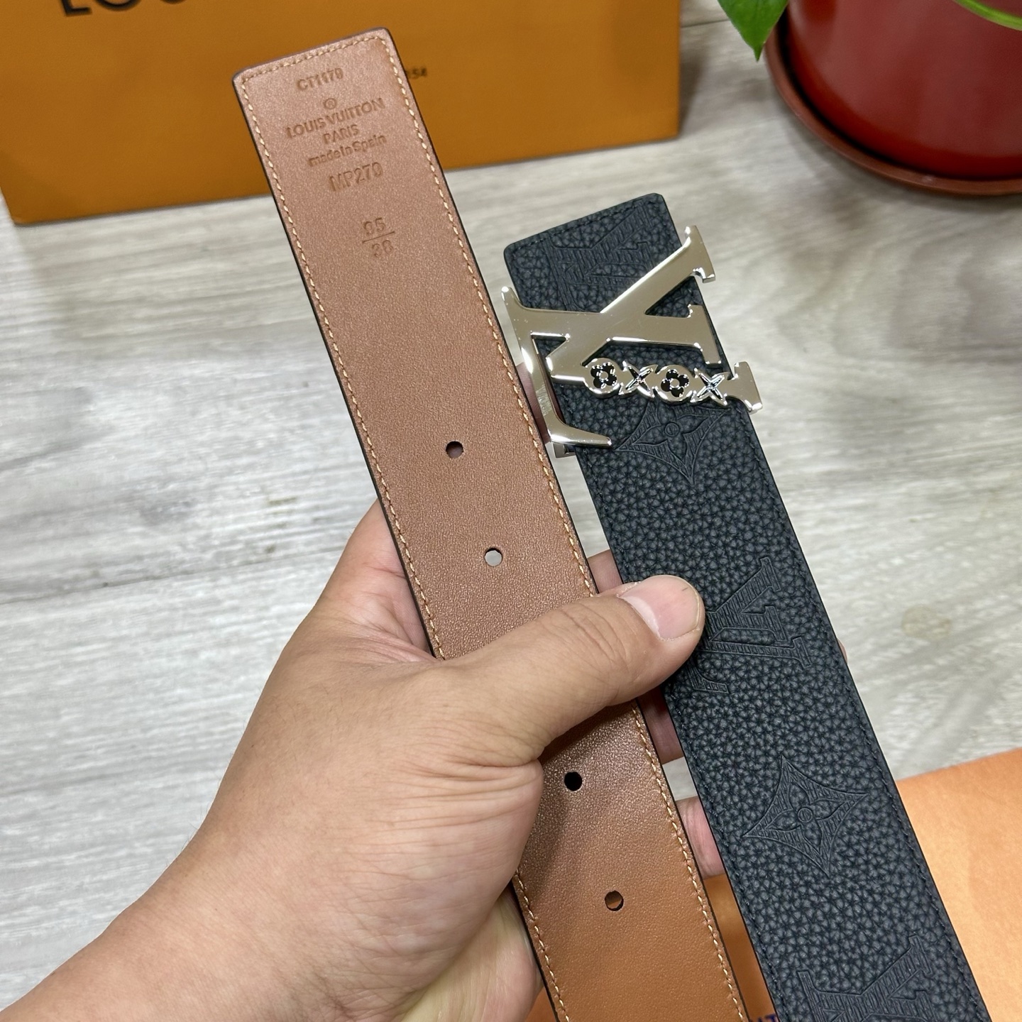 LV Style Leather Men's Belts Men's Belts Men's Belt detail image 4 from source 766548