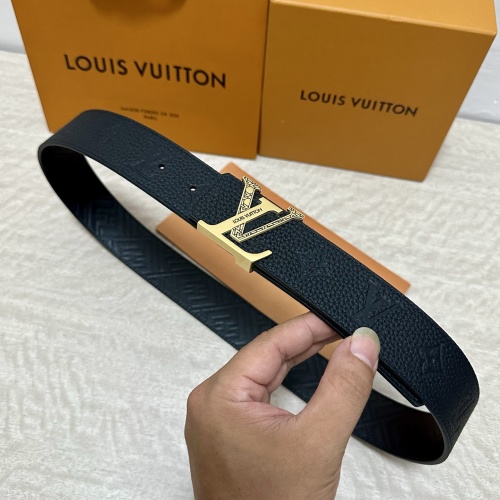 Louis Vuitton 40MM Reversible Leather Belt with Palladium-Plated Buckle 1 Louis Vuitton 40MM Reversible Leather Belt with Palladium-Plated Buckle