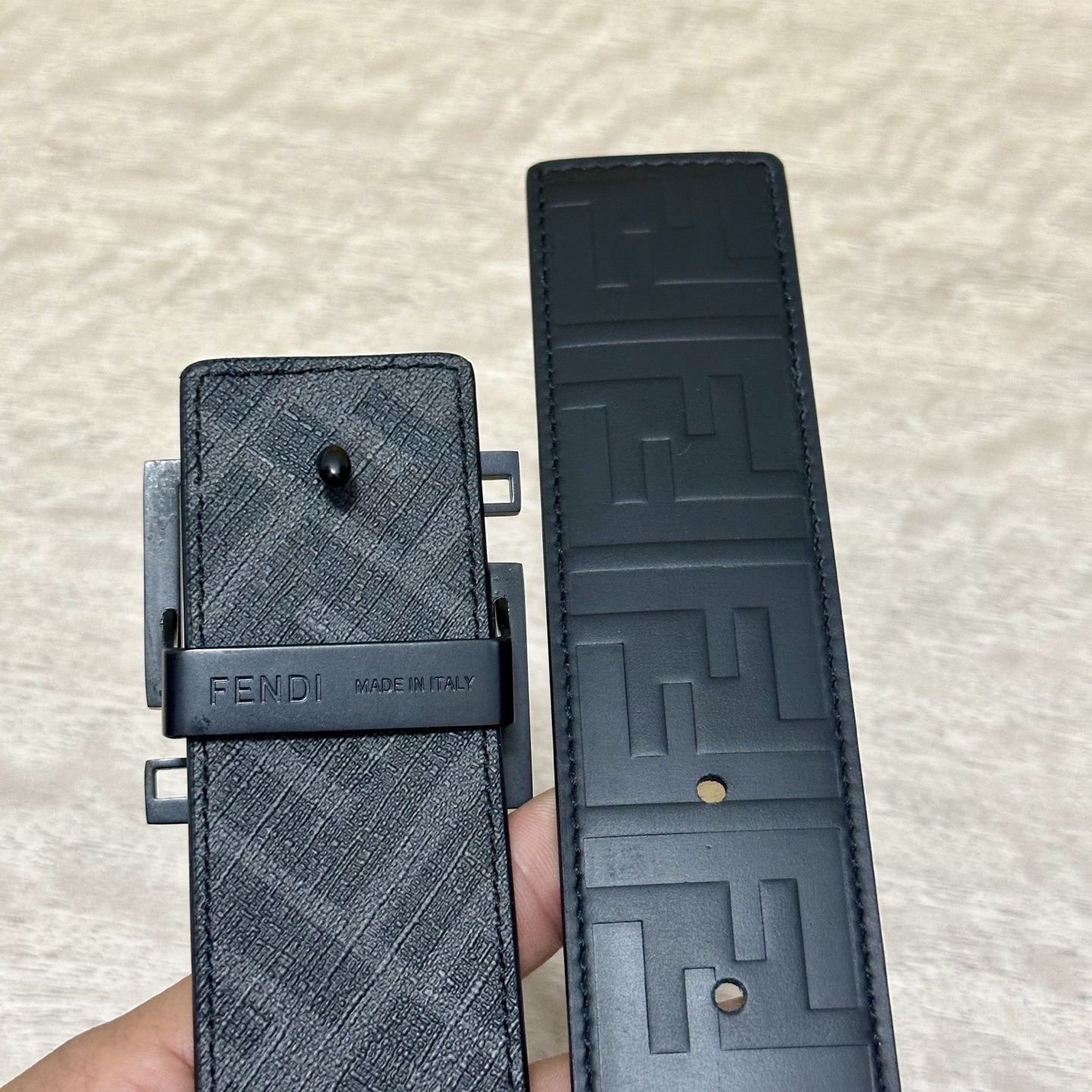 FENDI（芬迪）专柜同款 宽4.0CM 双环正反用腰带 FF按钉搭扣 黑色Cuoio Romano皮革