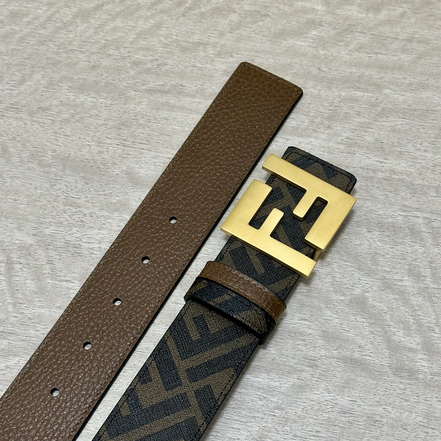 FENDI（芬迪）专柜同款 宽4.0CM 双环正反用腰带 FF按钉搭扣 咖啡色Cuoio Romano皮