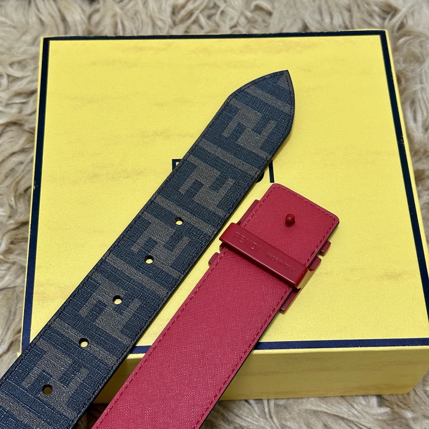 FENDI（芬迪）专柜同款 宽4.0CM 双环正反用腰带 FF按钉搭扣 红色Cuoio Romano皮革