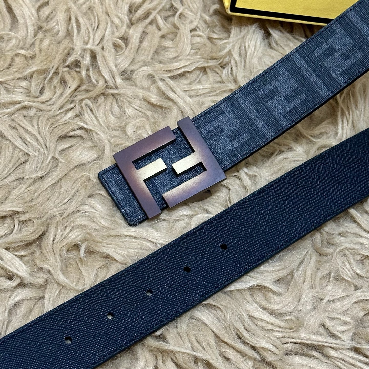 FENDI（芬迪）专柜同款 宽4.0CM 双环正反用腰带 FF按钉搭扣 黑色Cuoio Romano皮革