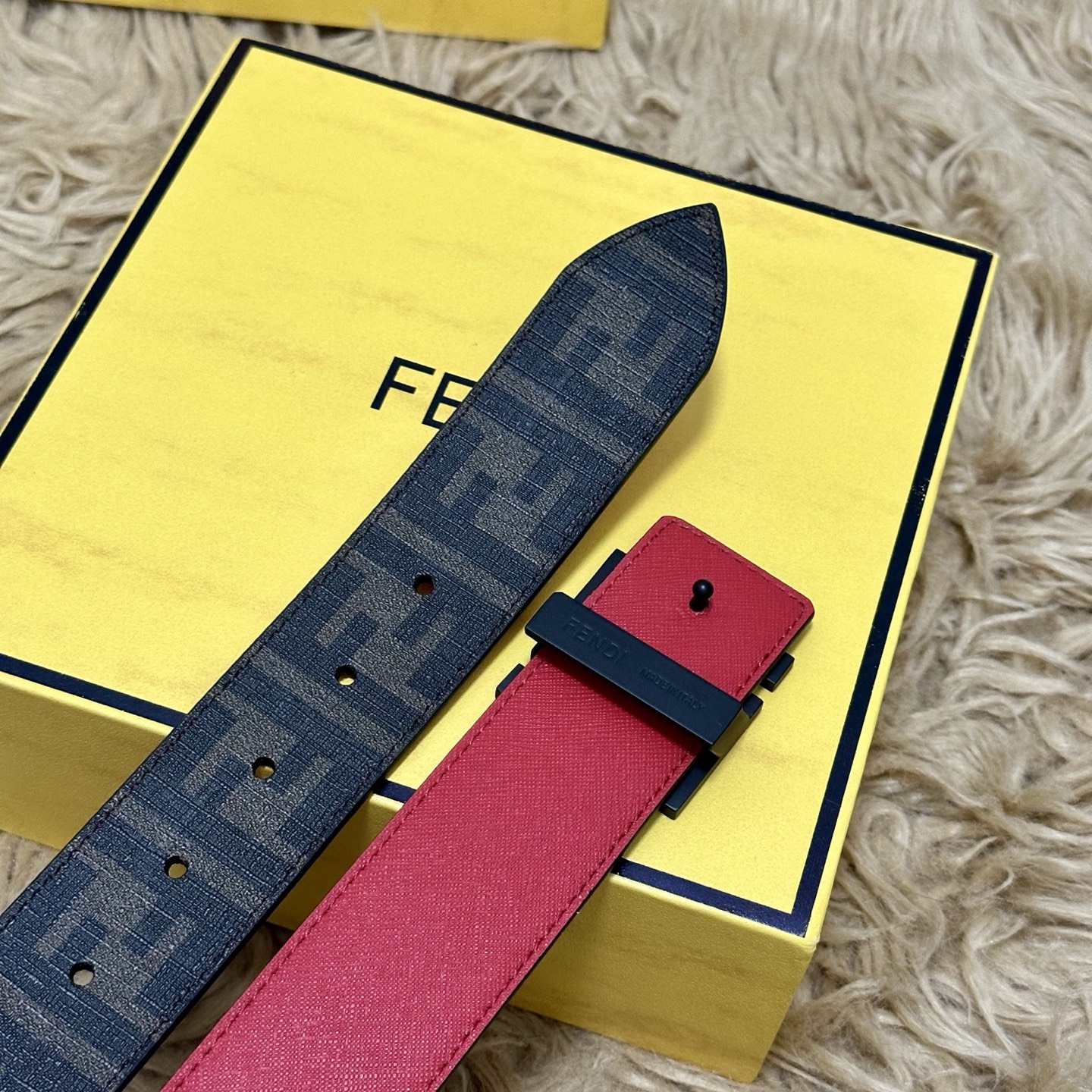 FENDI（芬迪）专柜同款 宽4.0CM 双环正反用腰带 FF按钉搭扣 红色Cuoio Romano皮革