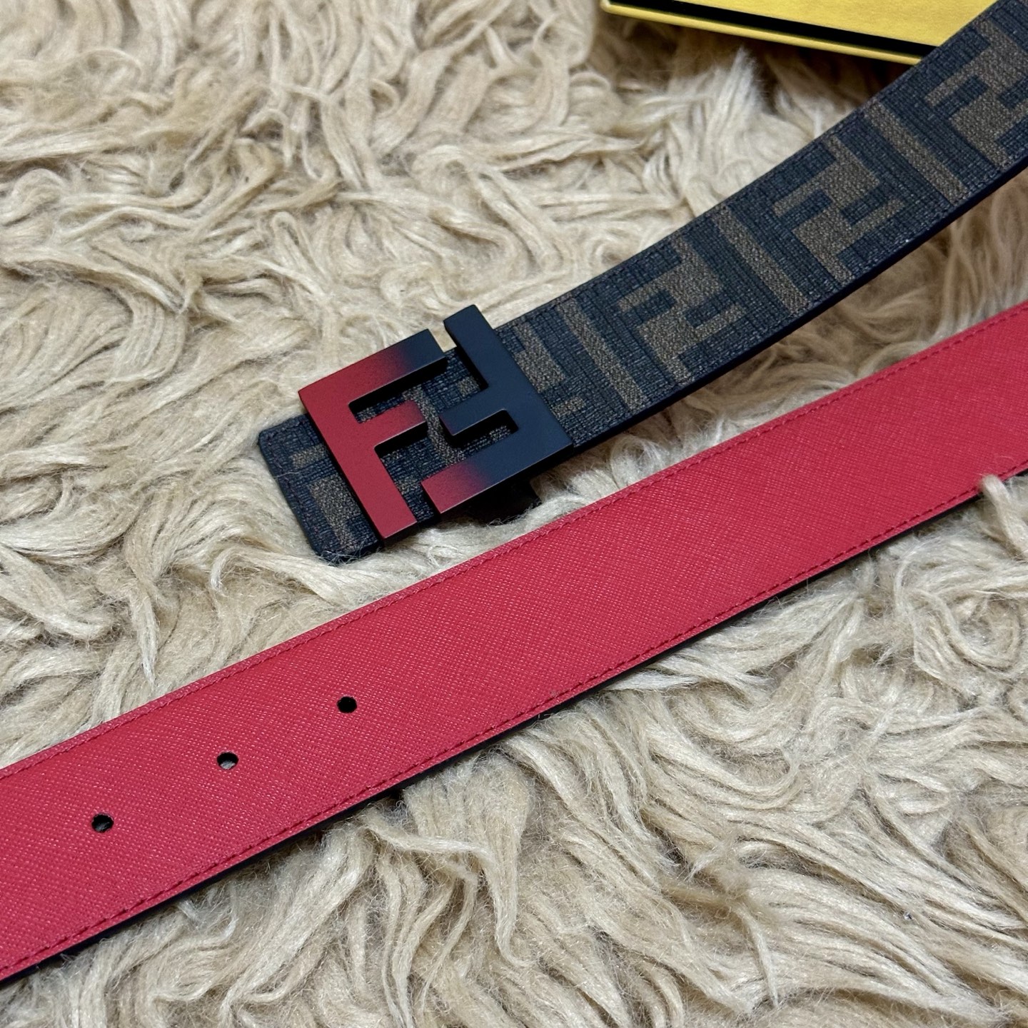 FENDI（芬迪）专柜同款 宽4.0CM 双环正反用腰带 FF按钉搭扣 红色Cuoio Romano皮革