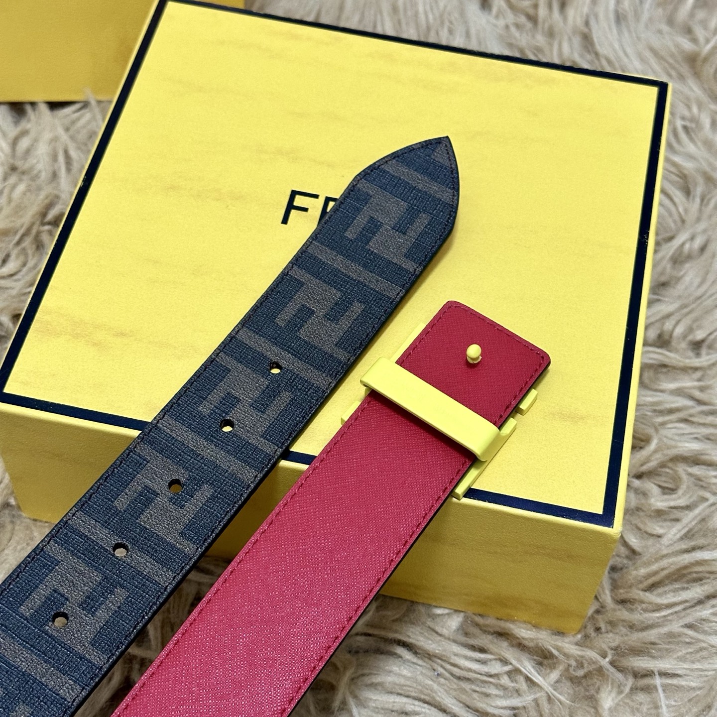 FENDI（芬迪）专柜同款 宽4.0CM 双环正反用腰带 FF按钉搭扣 红色Cuoio Romano皮革