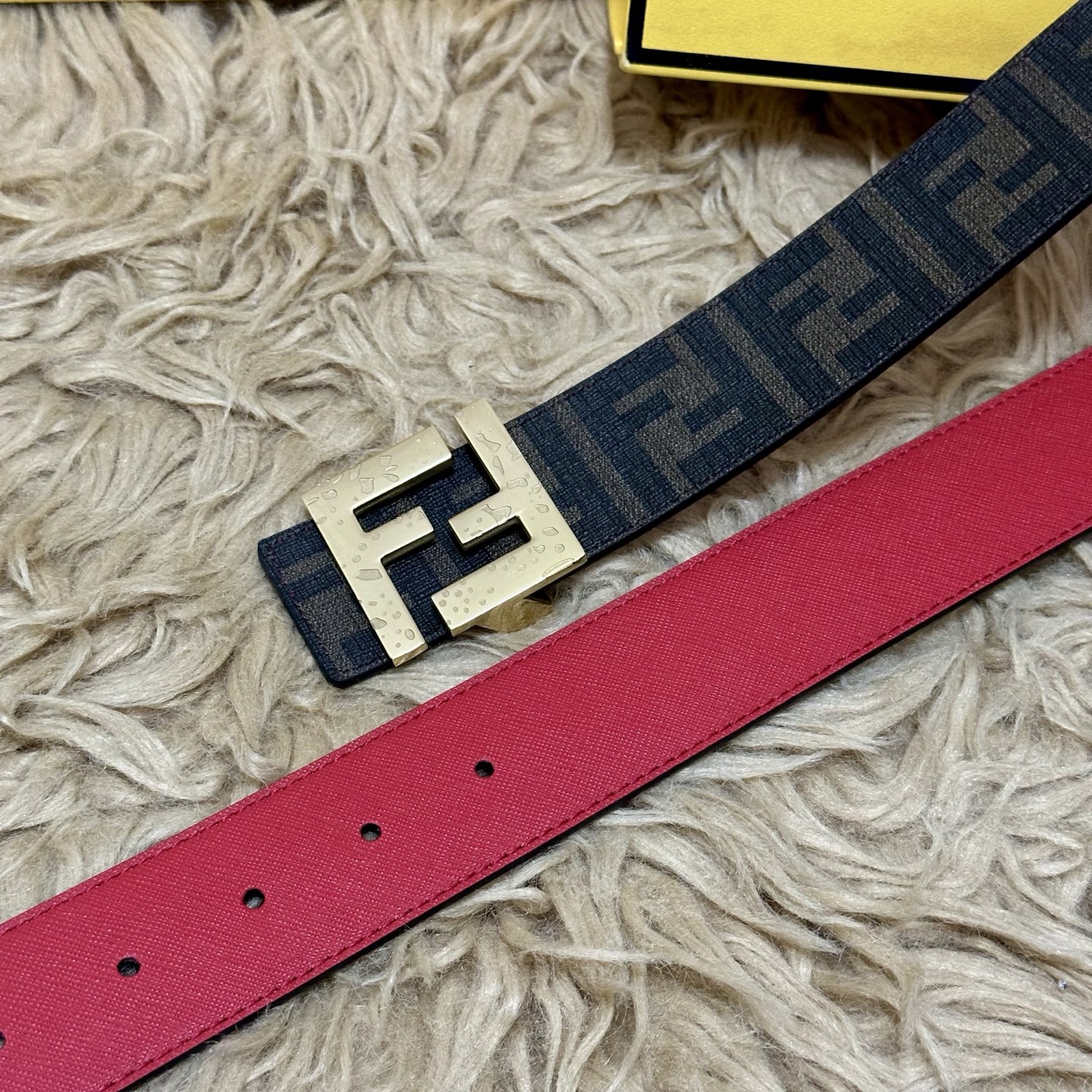 FENDI（芬迪）专柜同款 宽4.0CM 双环正反用腰带 FF按钉搭扣 红色Cuoio Romano皮革