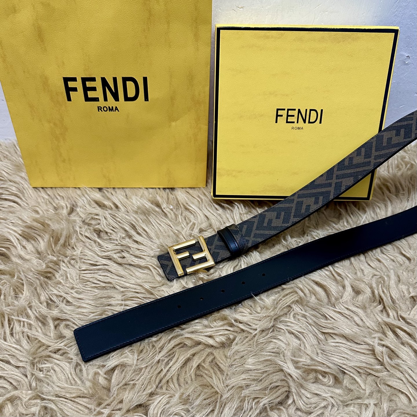 FENDI（芬迪）专柜同款 宽4.0CM 双环正反用腰带 FF按钉搭扣 黑色Cuoio Romano皮革