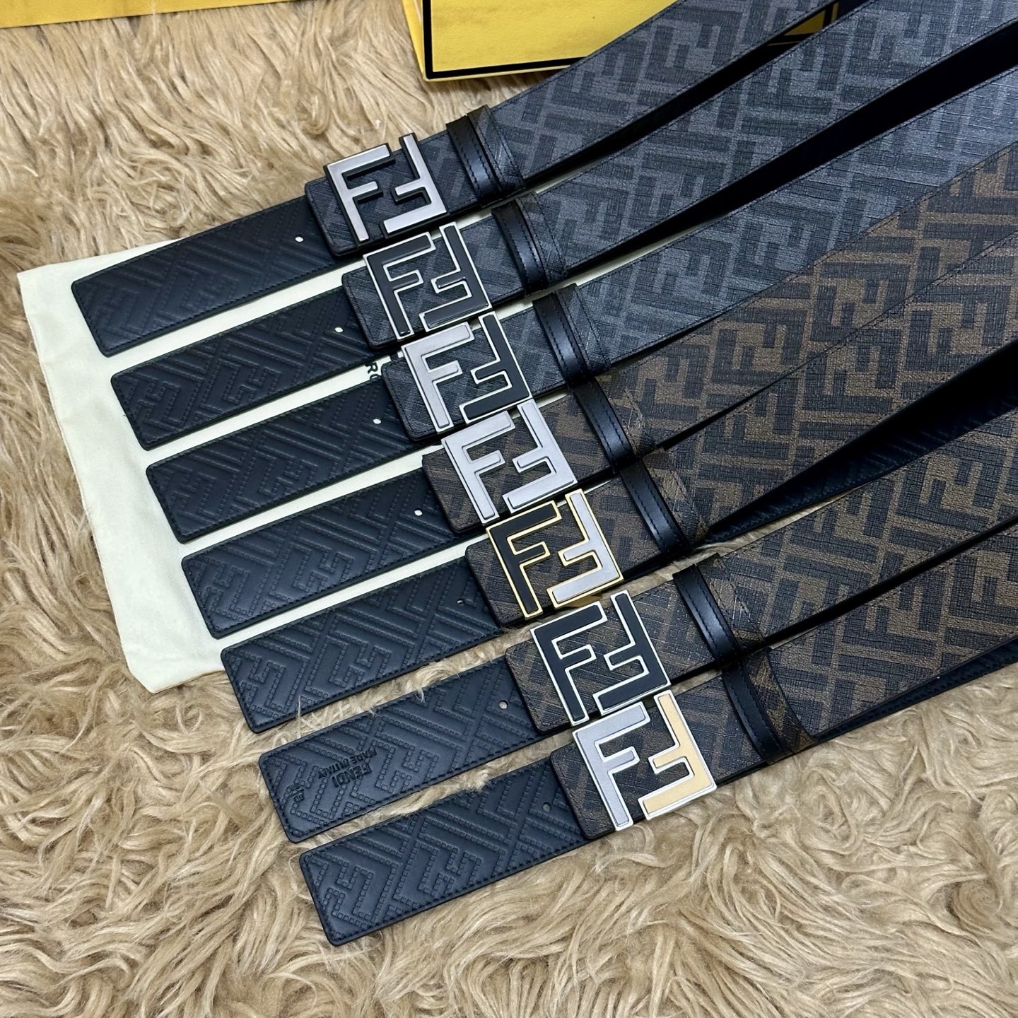 FENDI（芬迪）专柜同款 宽4.0CM 双环正反用腰带 FF按钉搭扣 黑色Cuoio Romano皮革