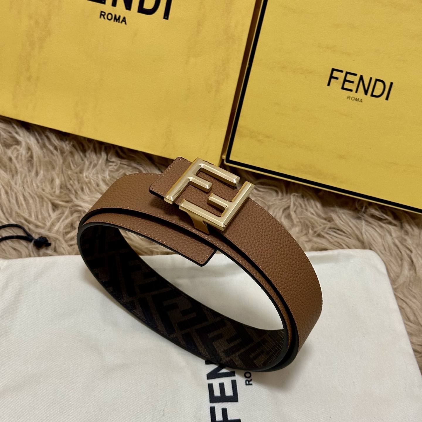 FENDI（芬迪）专柜同款 宽4.0CM 双环正反用腰带 FF按钉搭扣 土黄色Cuoio Romano皮