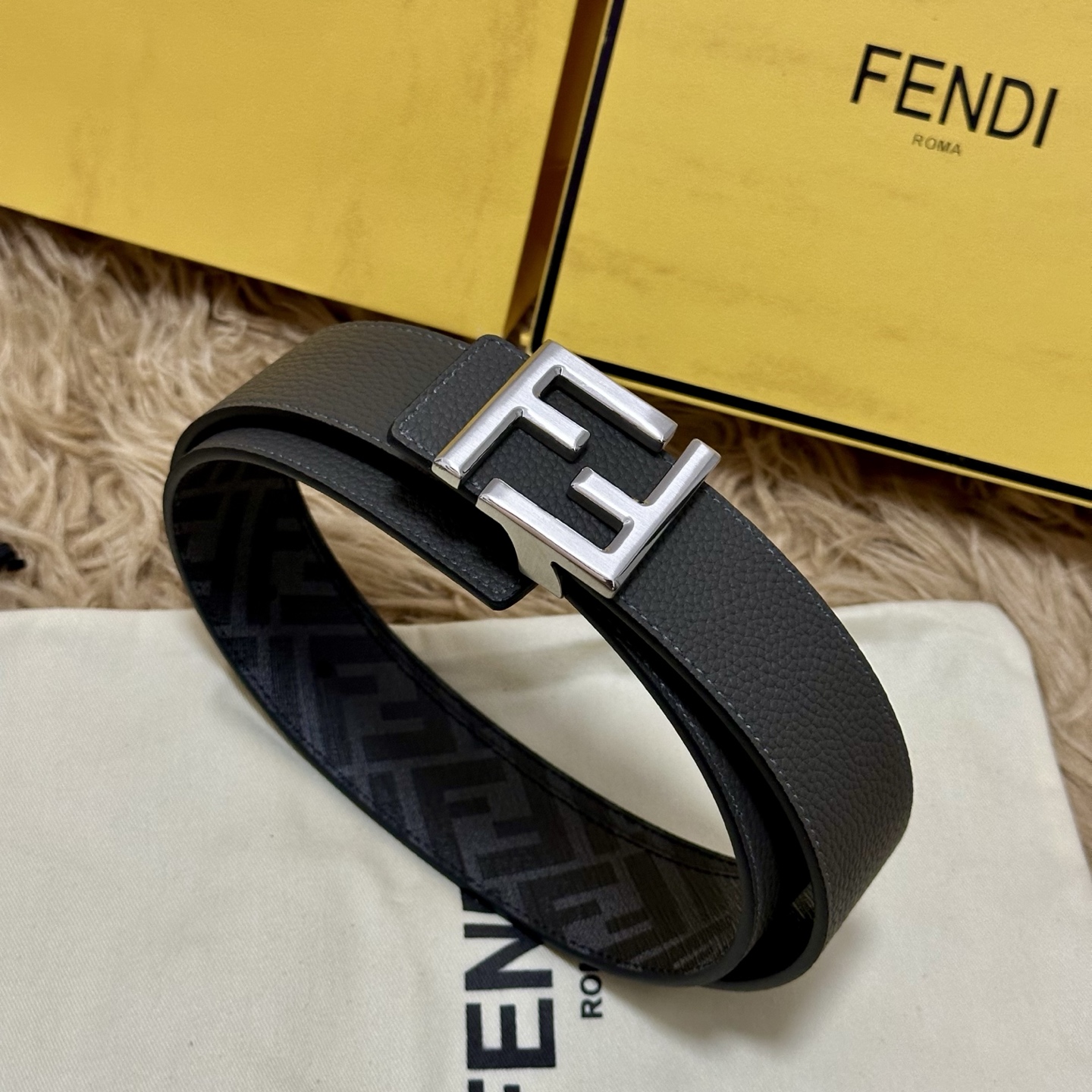 FENDI（芬迪）专柜同款 宽4.0CM 双环正反用腰带 FF按钉搭扣 灰色Cuoio Romano皮革