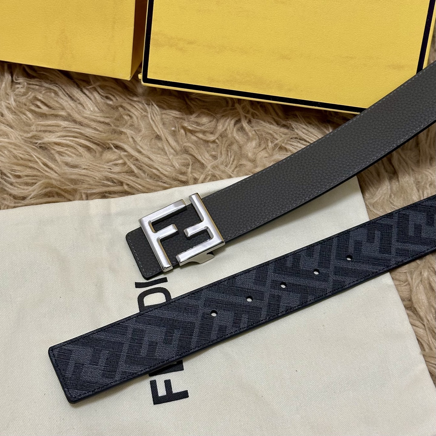FENDI（芬迪）专柜同款 宽4.0CM 双环正反用腰带 FF按钉搭扣 灰色Cuoio Romano皮革