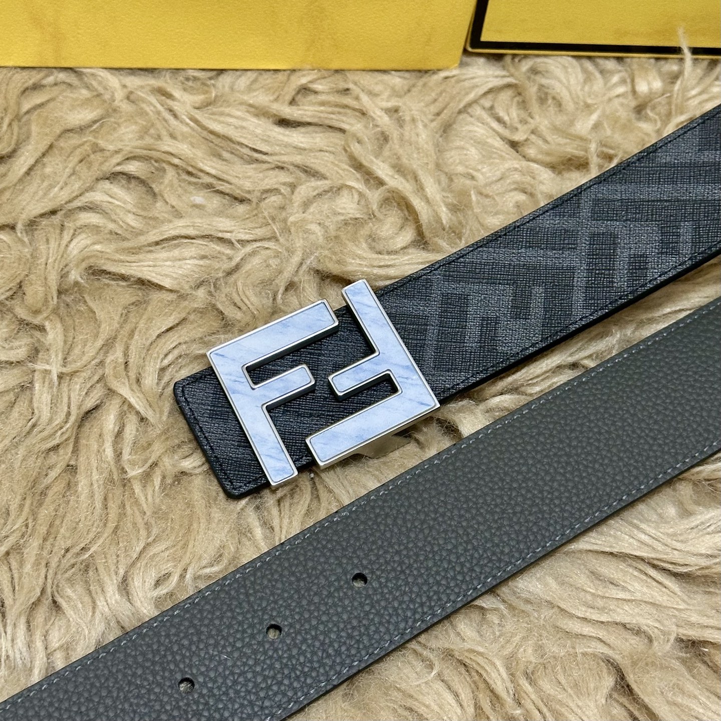 FENDI（芬迪）专柜同款 宽4.0CM 双环正反用腰带 FF按钉搭扣 灰色Cuoio Romano皮革