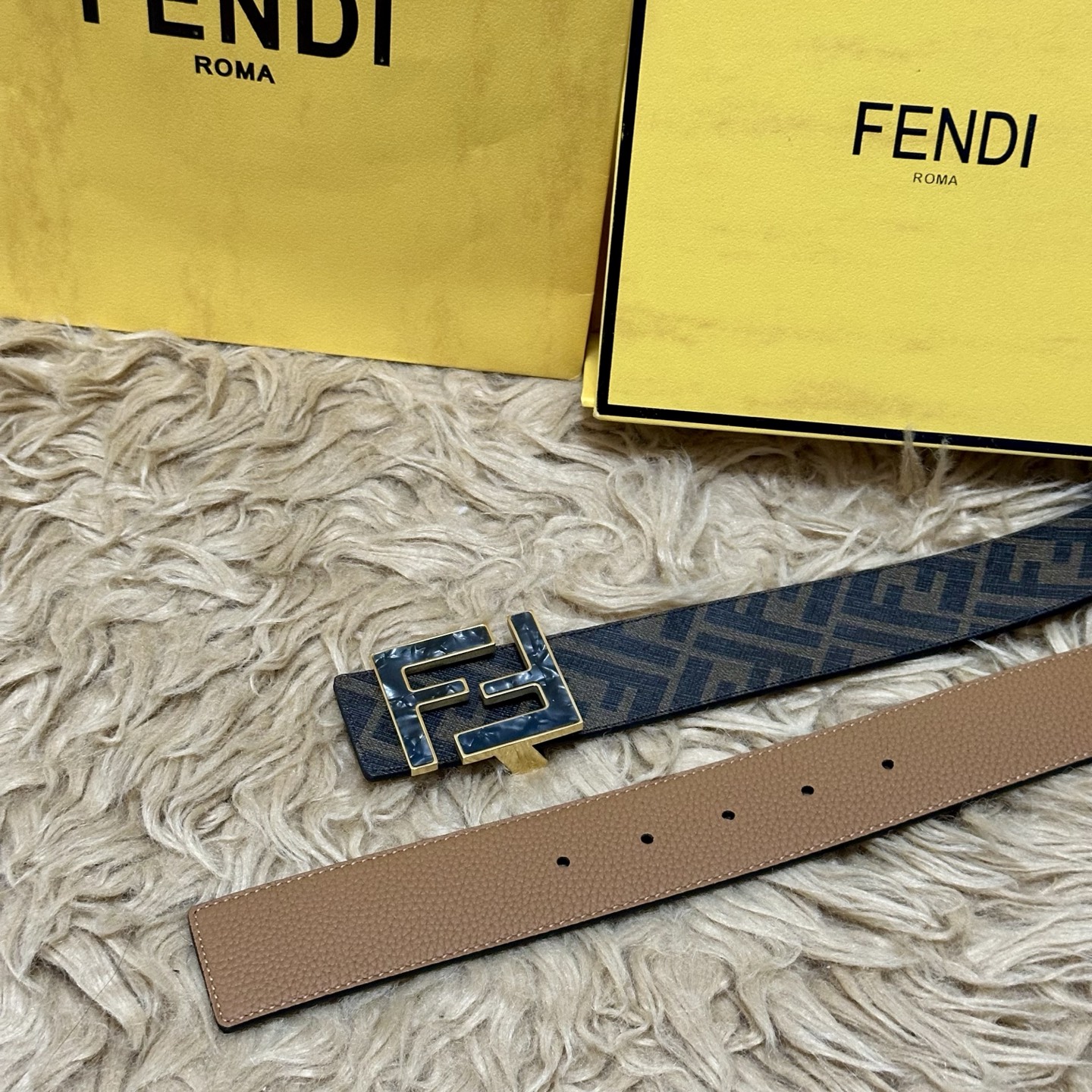 FENDI（芬迪）专柜同款 宽4.0CM 双环正反用腰带 FF按钉搭扣 土黄色Cuoio Romano皮