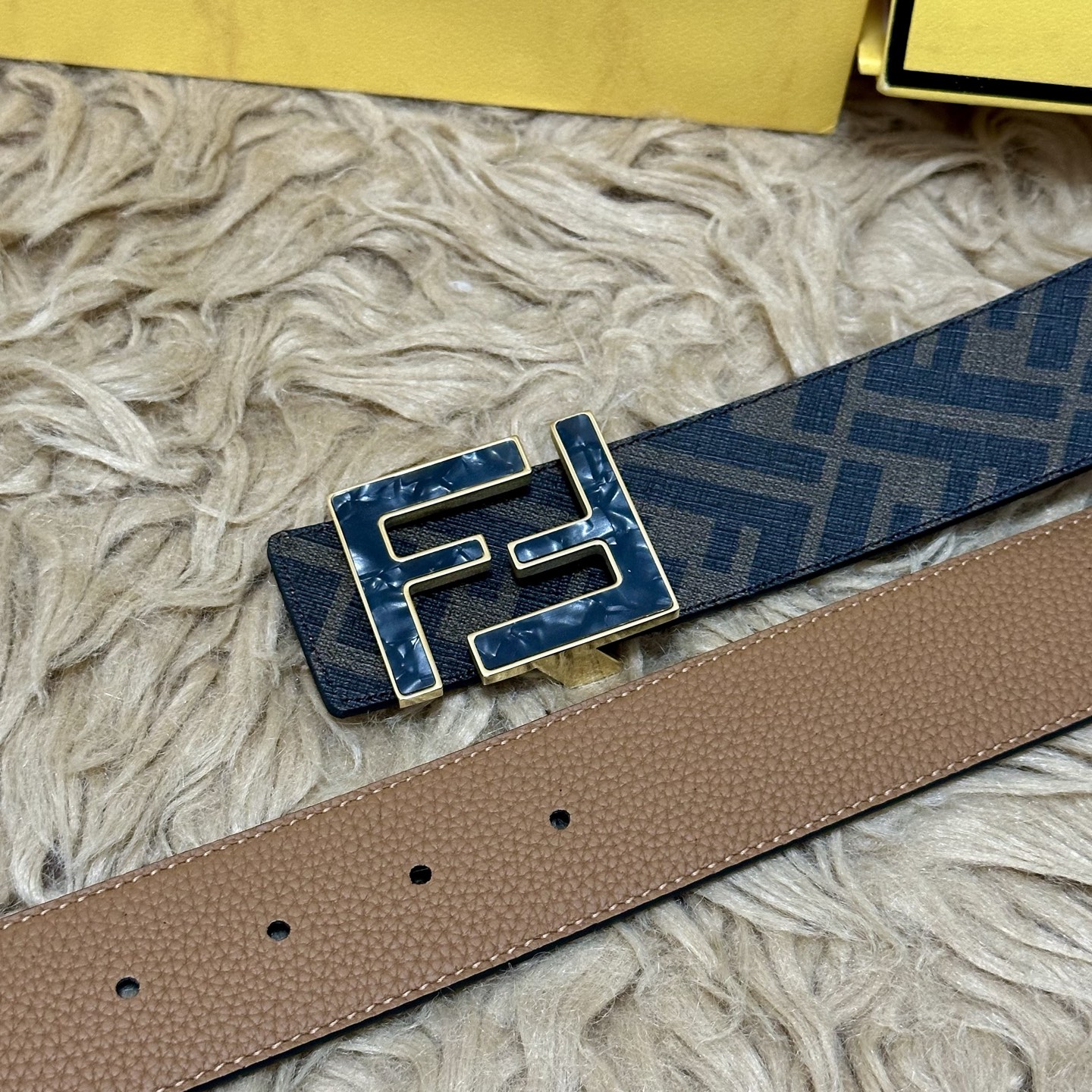 FENDI（芬迪）专柜同款 宽4.0CM 双环正反用腰带 FF按钉搭扣 土黄色Cuoio Romano皮
