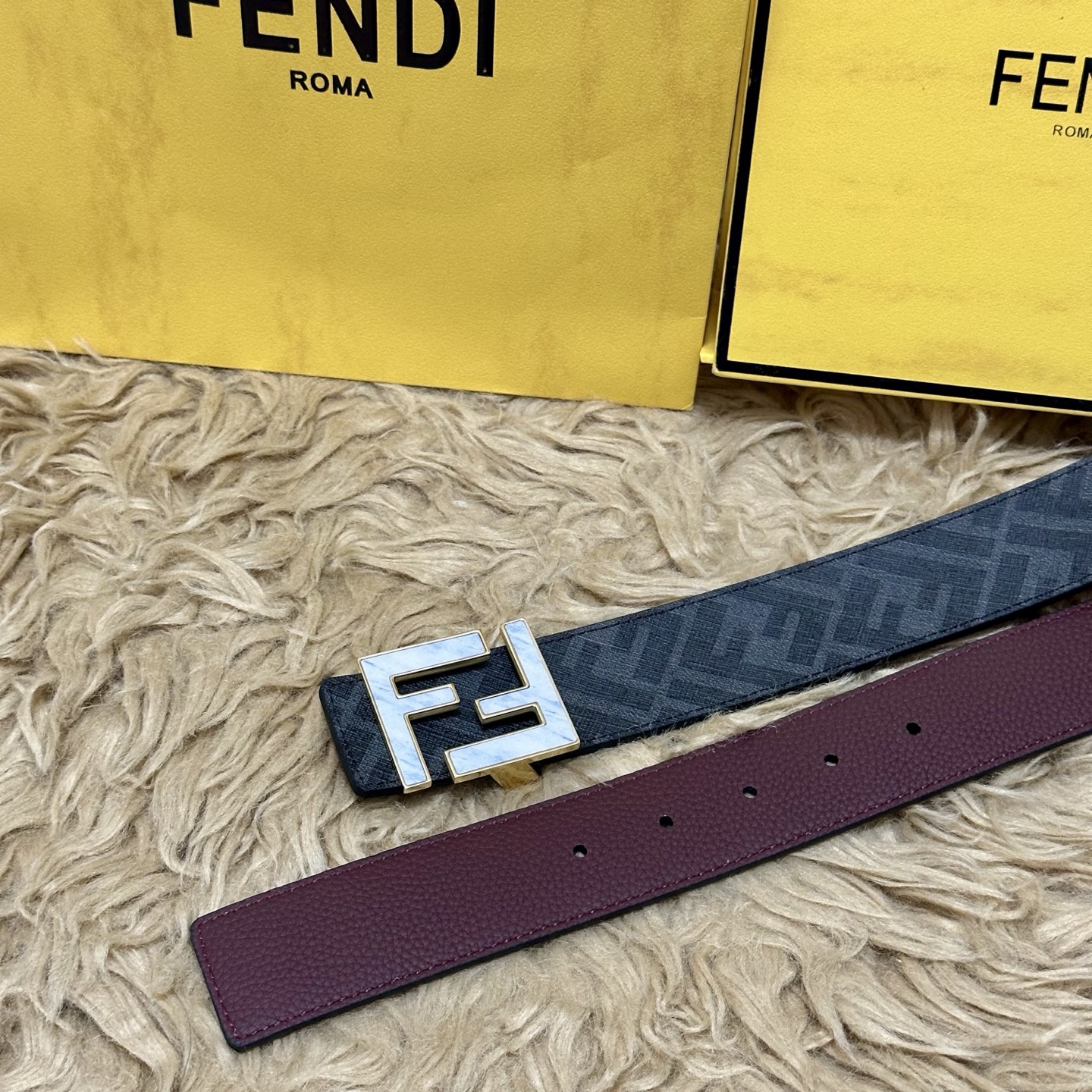 FENDI（芬迪）专柜同款 宽4.0CM 双环正反用腰带 FF按钉搭扣 酒红色Cuoio Romano皮