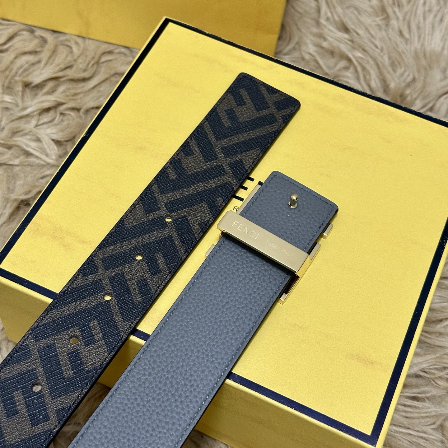 FENDI（芬迪）专柜同款 宽4.0CM 双环正反用腰带 FF按钉搭扣 灰色Cuoio Romano皮革