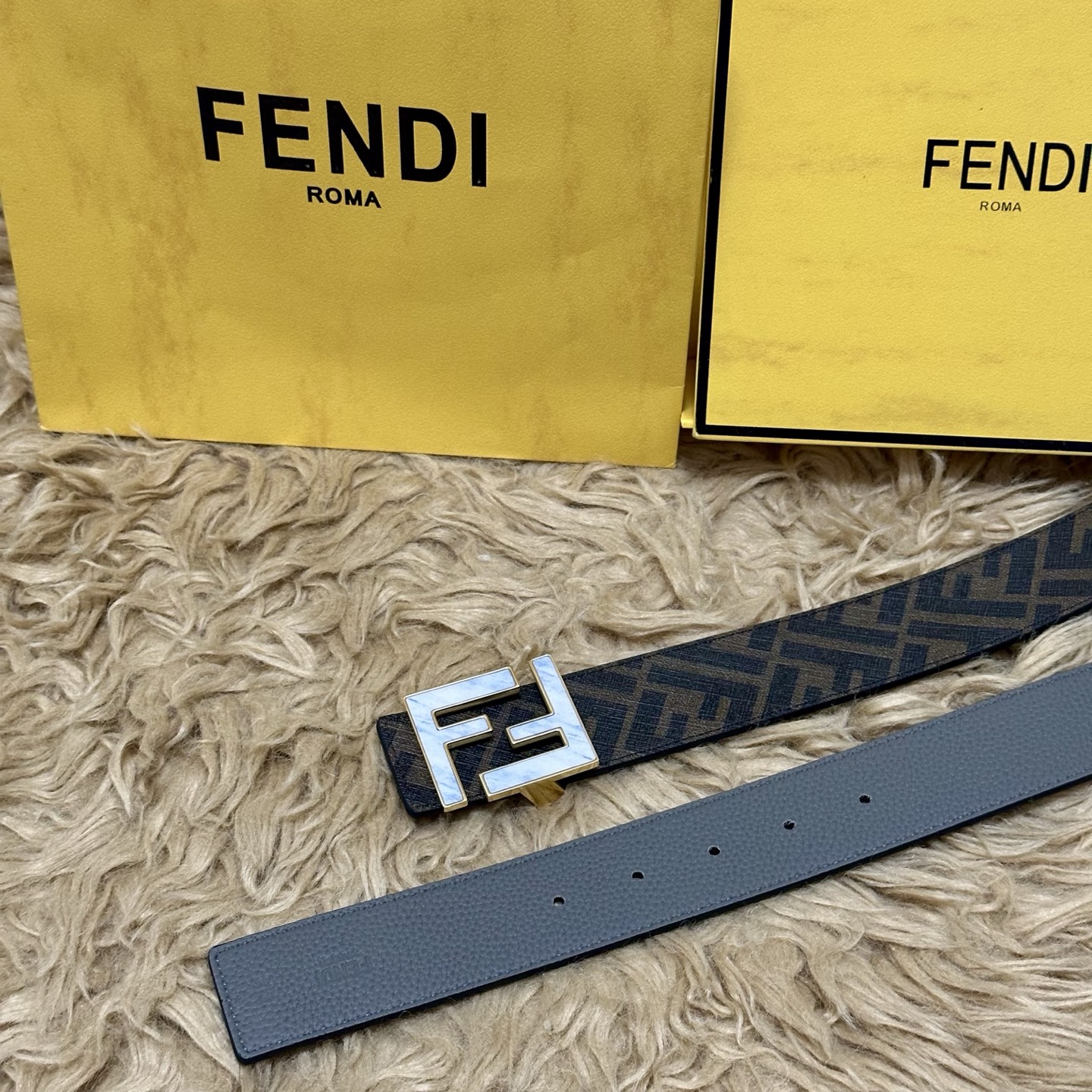 FENDI（芬迪）专柜同款 宽4.0CM 双环正反用腰带 FF按钉搭扣 灰色Cuoio Romano皮革