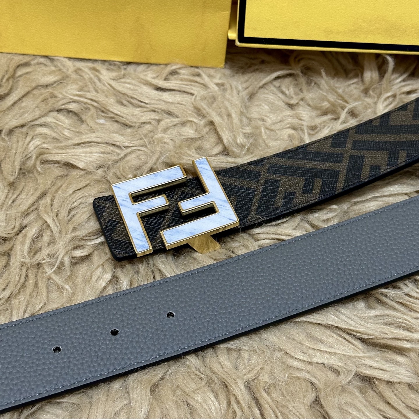 FENDI（芬迪）专柜同款 宽4.0CM 双环正反用腰带 FF按钉搭扣 灰色Cuoio Romano皮革