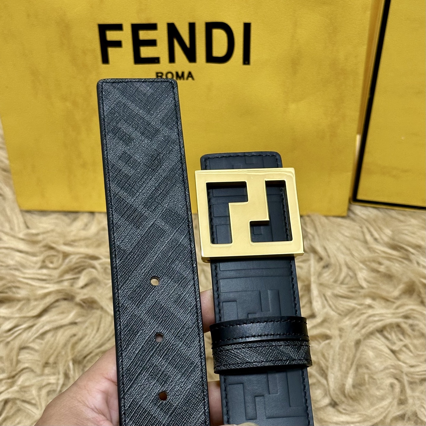 FENDI（芬迪）专柜同款 宽4.0CM 双环正反用腰带 FF按钉搭扣 黑色Cuoio Romano皮革