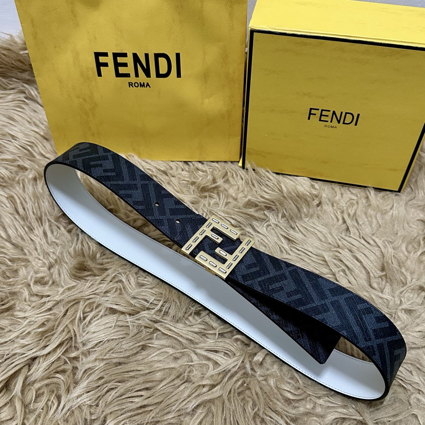 FENDI（芬迪）专柜同款 宽4.0CM 双环正反用腰带 FF按钉搭扣 白色Cuoio Romano皮革