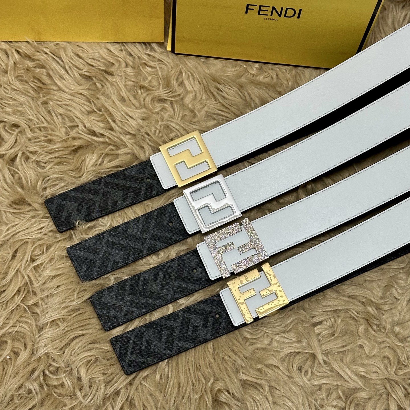 FENDI（芬迪）专柜同款 宽4.0CM 双环正反用腰带 FF按钉搭扣 白色Cuoio Romano皮革