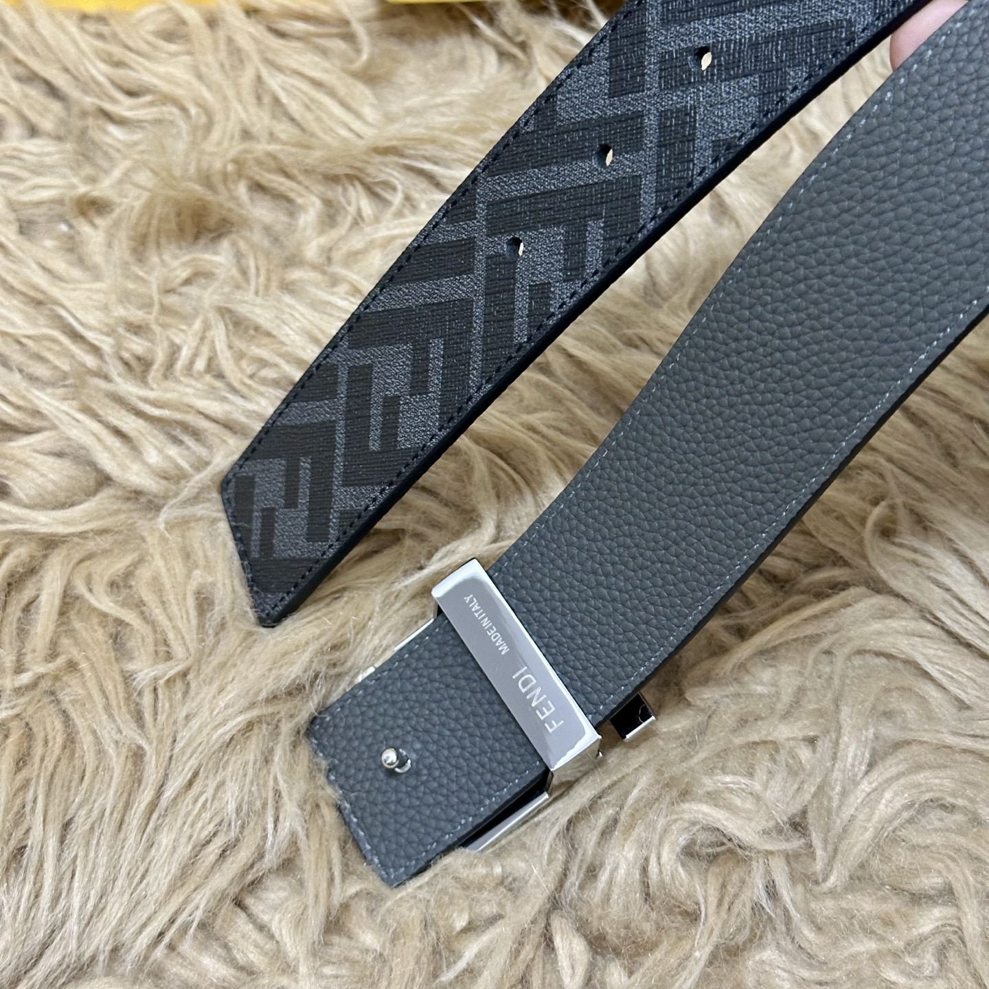 FENDI（芬迪）专柜同款 宽4.0CM 双环正反用腰带 FF按钉搭扣 灰色Cuoio Romano皮革