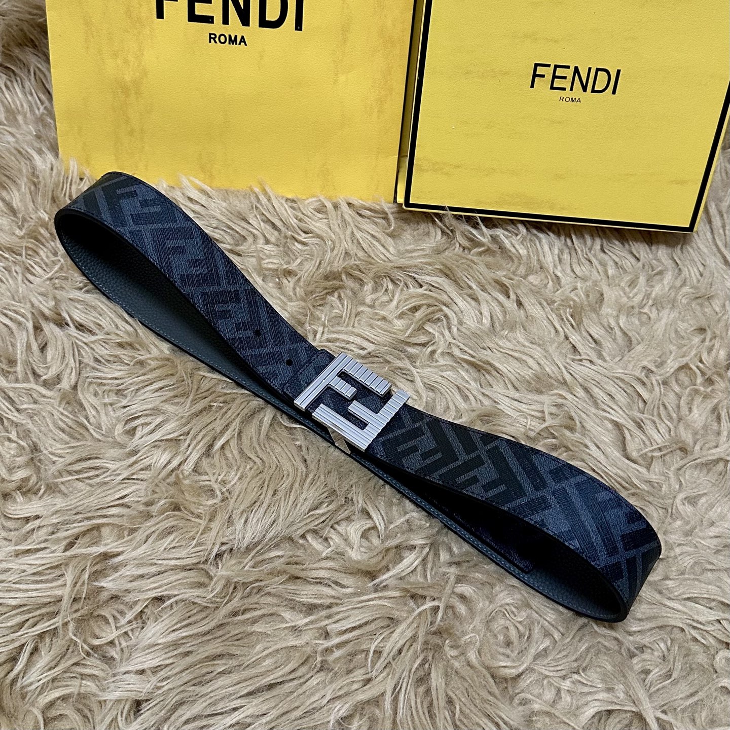 FENDI（芬迪）专柜同款 宽4.0CM 双环正反用腰带 FF按钉搭扣 灰色Cuoio Romano皮革
