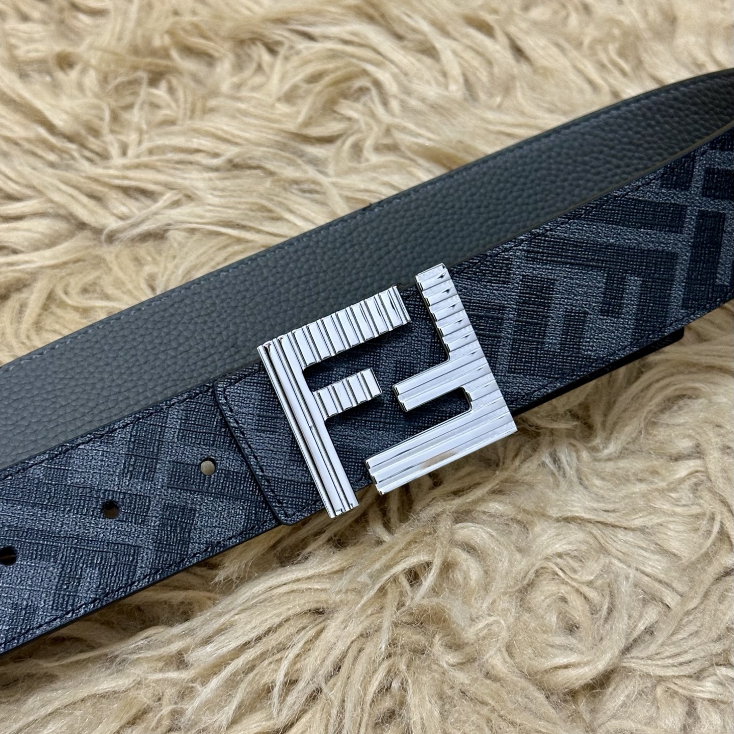 FENDI（芬迪）专柜同款 宽4.0CM 双环正反用腰带 FF按钉搭扣 灰色Cuoio Romano皮革