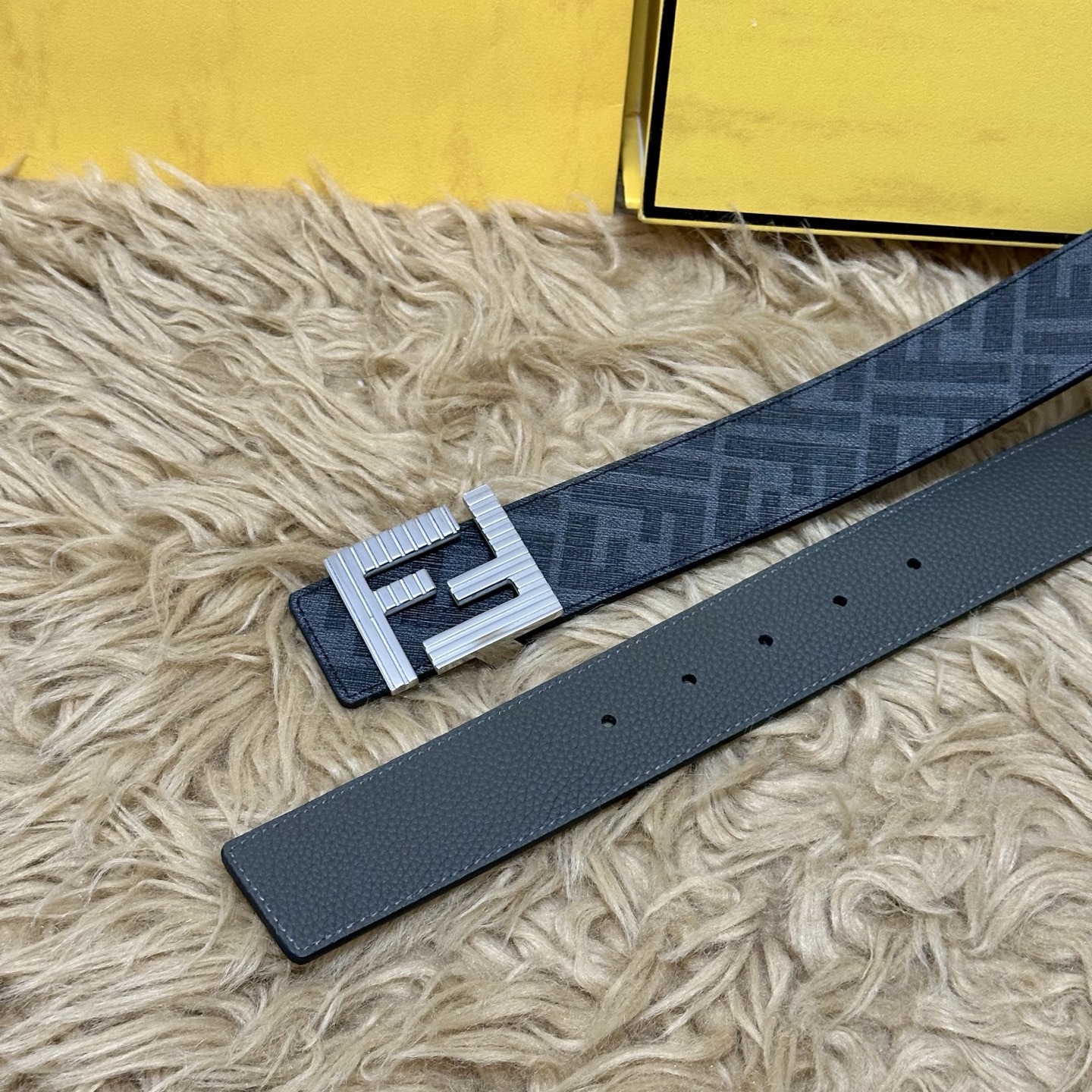 FENDI（芬迪）专柜同款 宽4.0CM 双环正反用腰带 FF按钉搭扣 灰色Cuoio Romano皮革