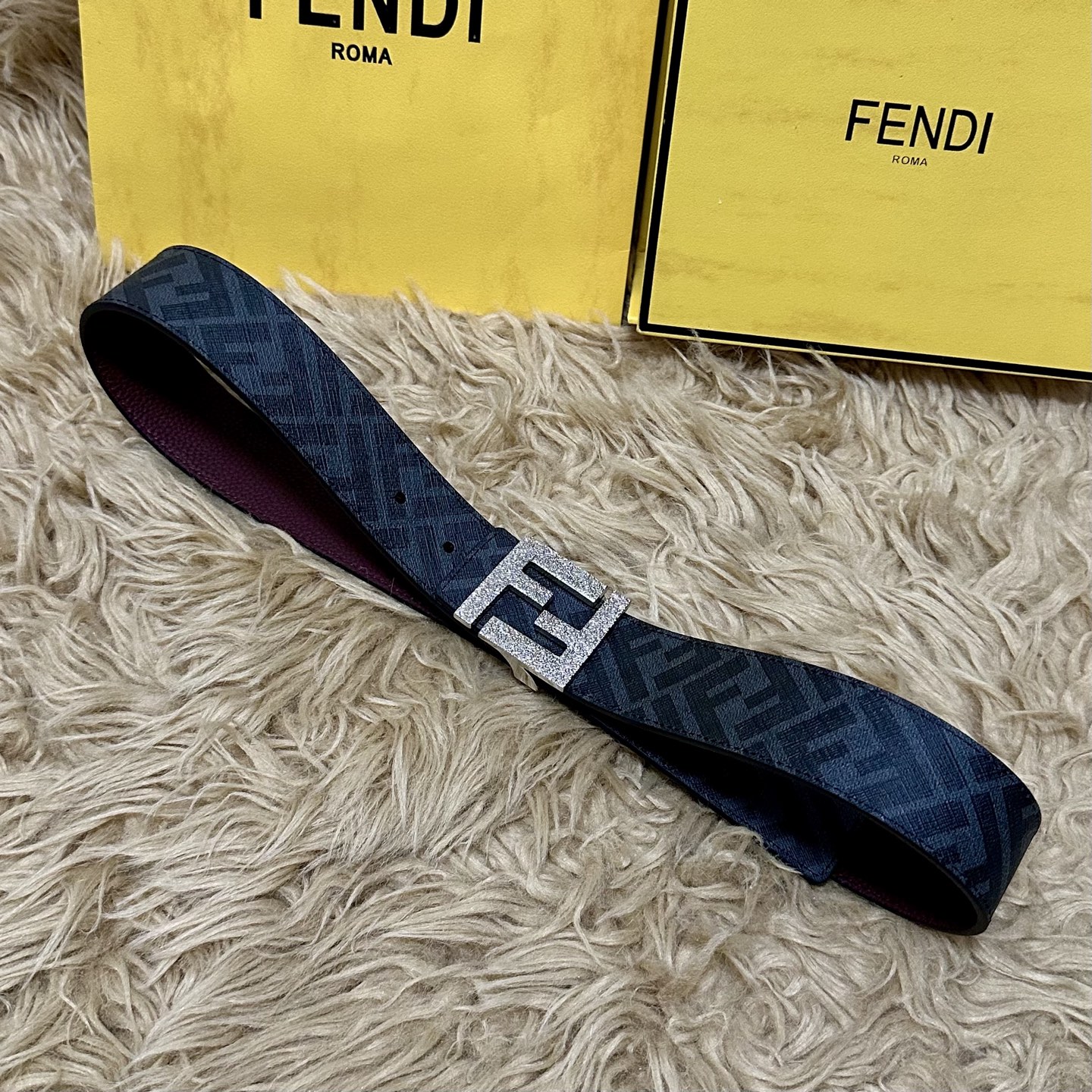 FENDI（芬迪）专柜同款 宽4.0CM 双环正反用腰带 FF按钉搭扣 酒红色Cuoio Romano皮