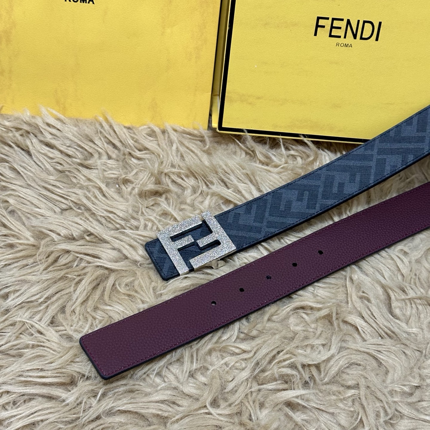 FENDI（芬迪）专柜同款 宽4.0CM 双环正反用腰带 FF按钉搭扣 酒红色Cuoio Romano皮