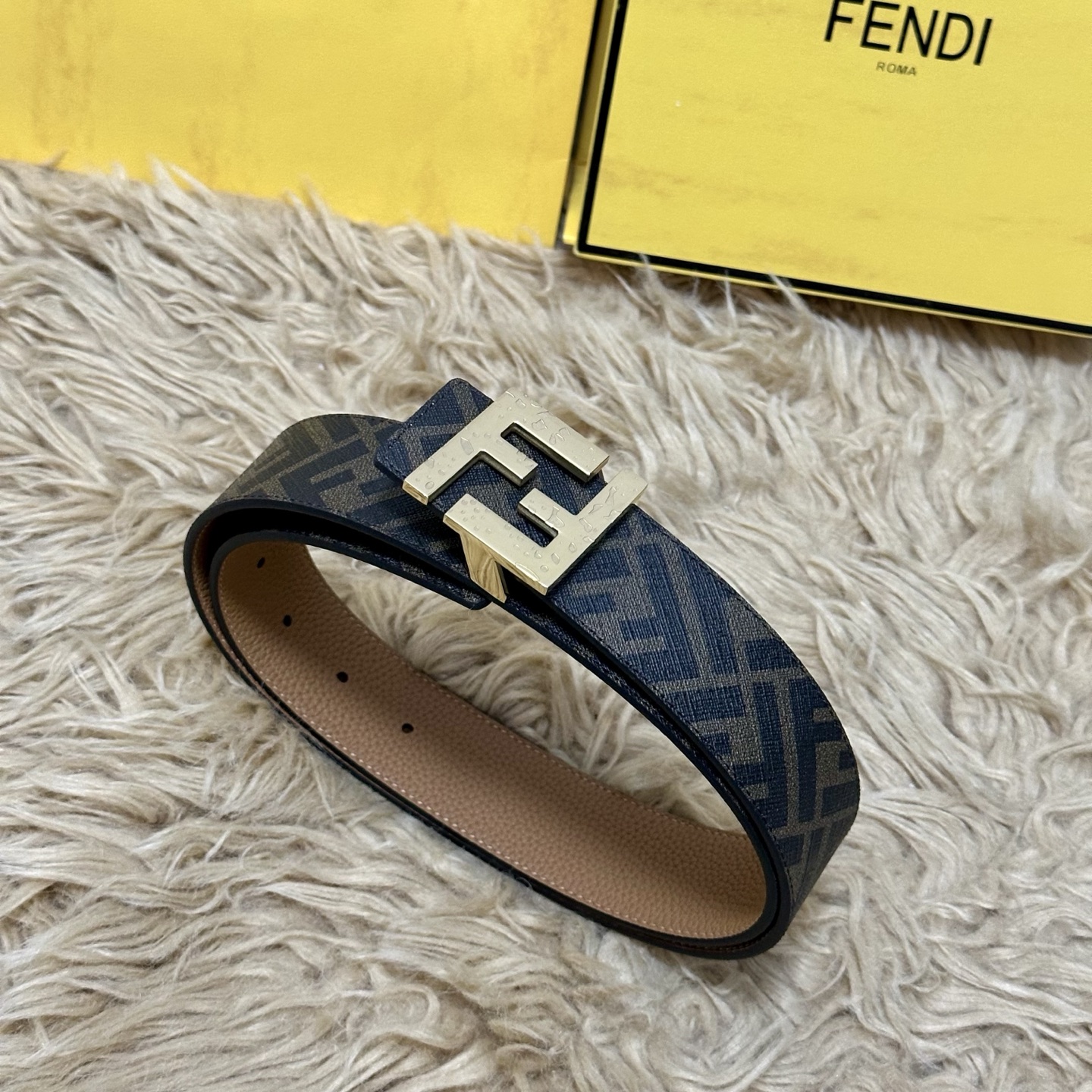 FENDI（芬迪）专柜同款 宽4.0CM 双环正反用腰带 FF按钉搭扣 土黄色Cuoio Romano皮