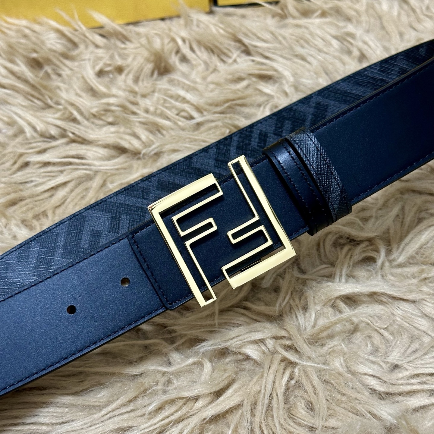 FENDI（芬迪）专柜同款 宽4.0CM 双环正反用腰带 FF按钉搭扣 黑色Cuoio Romano皮革