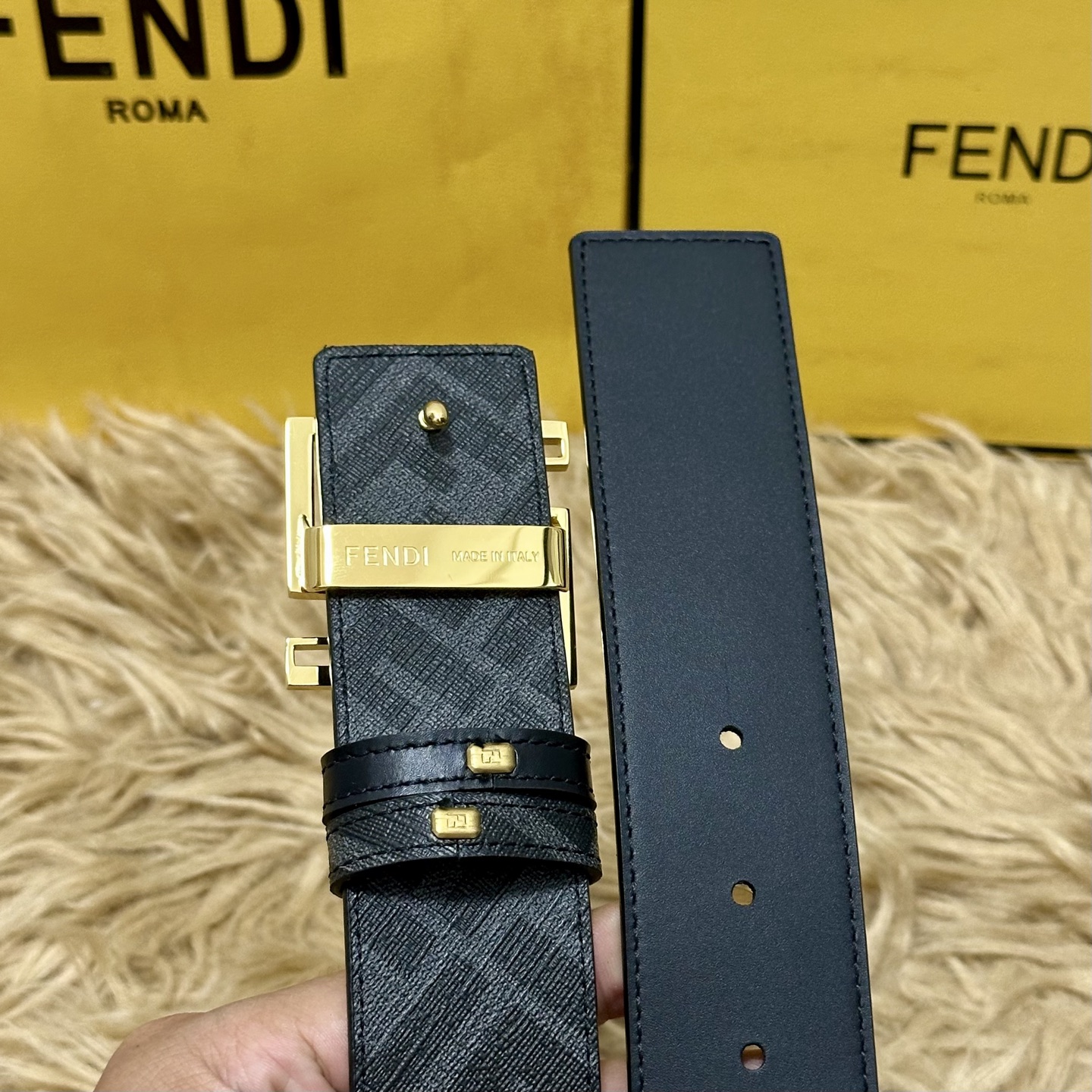 FENDI（芬迪）专柜同款 宽4.0CM 双环正反用腰带 FF按钉搭扣 黑色Cuoio Romano皮革