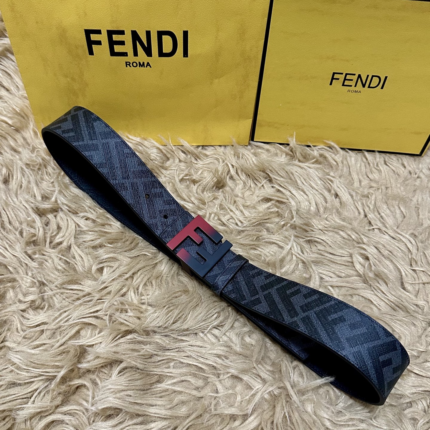 FENDI（芬迪）专柜同款 宽4.0CM 双环正反用腰带 FF按钉搭扣 黑色Cuoio Romano皮革