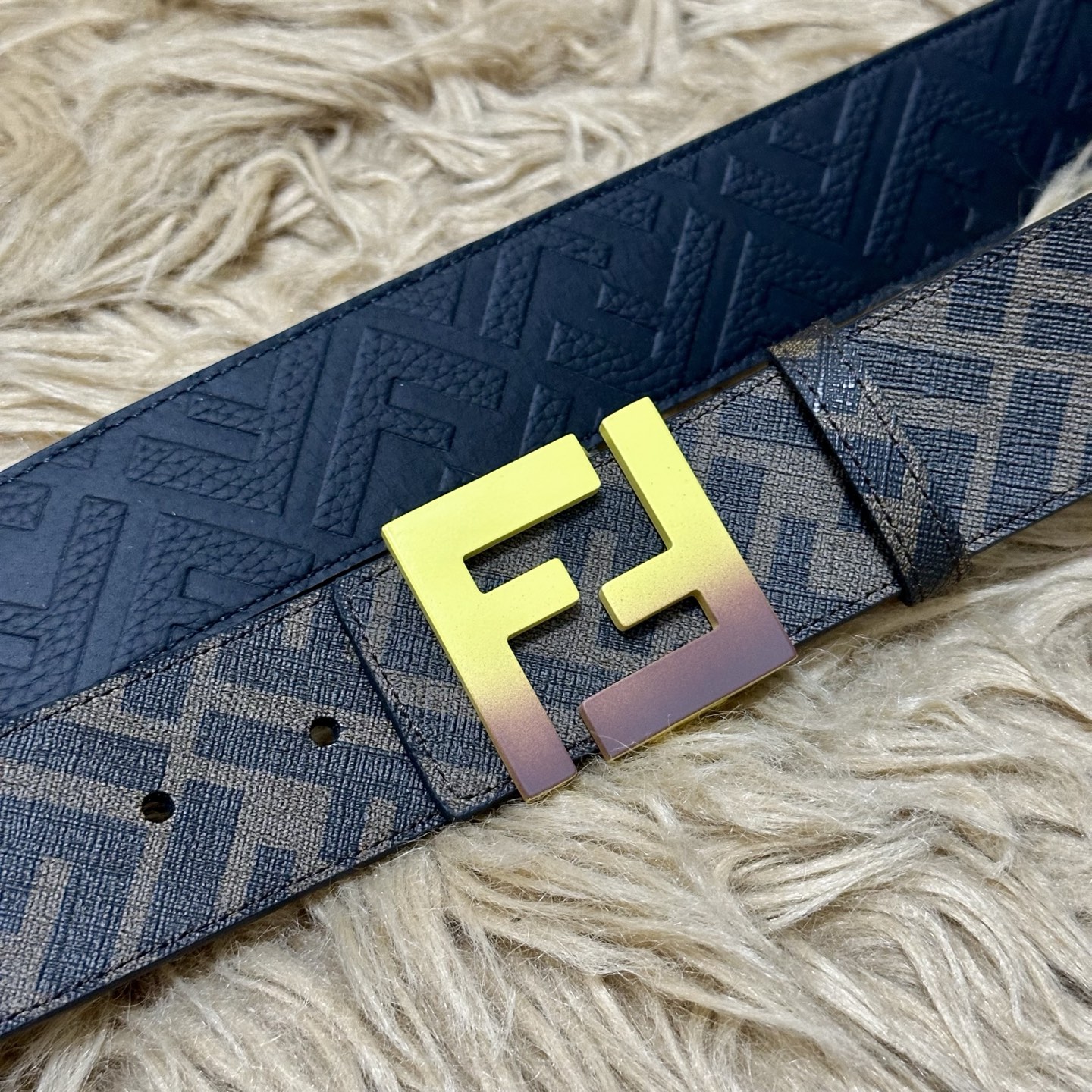 FENDI（芬迪）专柜同款 宽4.0CM 双环正反用腰带 FF按钉搭扣 黑色Cuoio Romano皮革