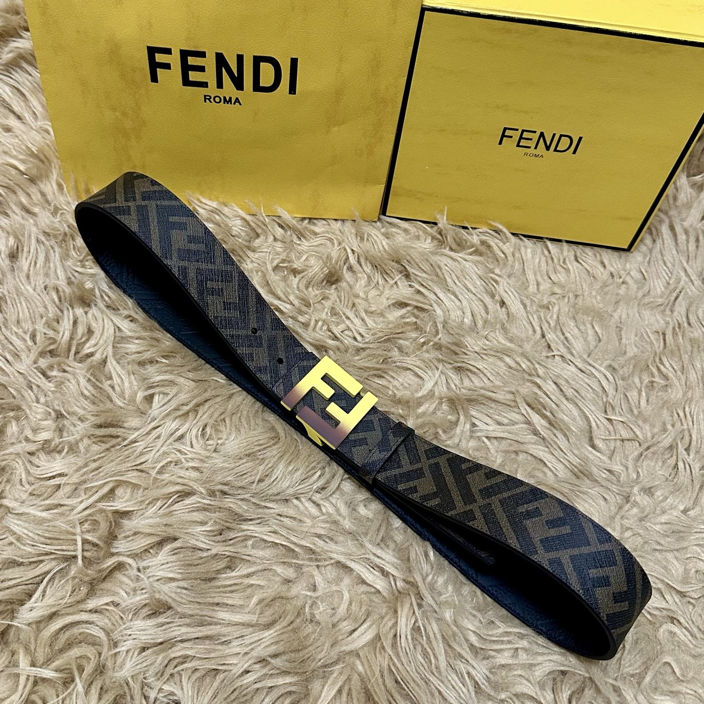 FENDI（芬迪）专柜同款 宽4.0CM 双环正反用腰带 FF按钉搭扣 黑色Cuoio Romano皮革