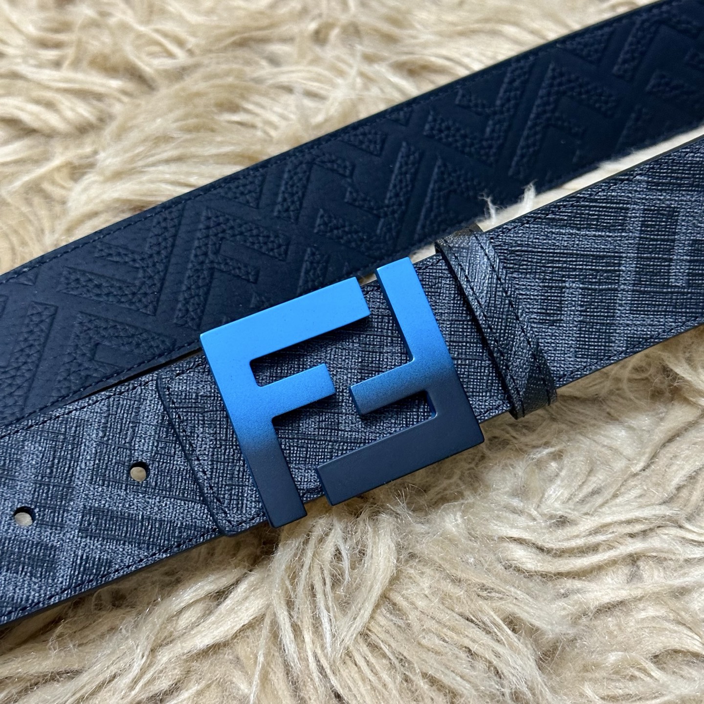 FENDI（芬迪）专柜同款 宽4.0CM 双环正反用腰带 FF按钉搭扣 黑色Cuoio Romano皮革