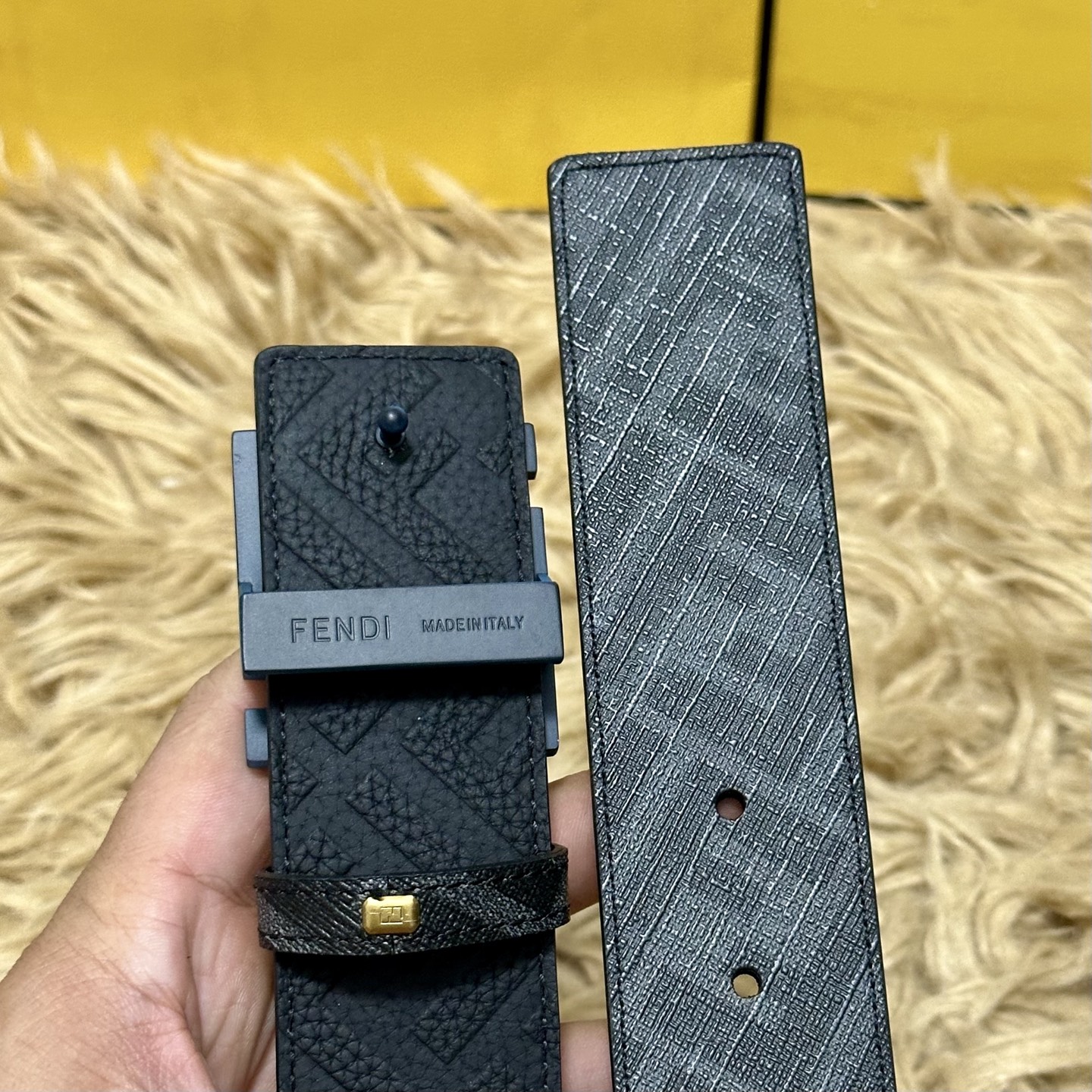 FENDI（芬迪）专柜同款 宽4.0CM 双环正反用腰带 FF按钉搭扣 黑色Cuoio Romano皮革