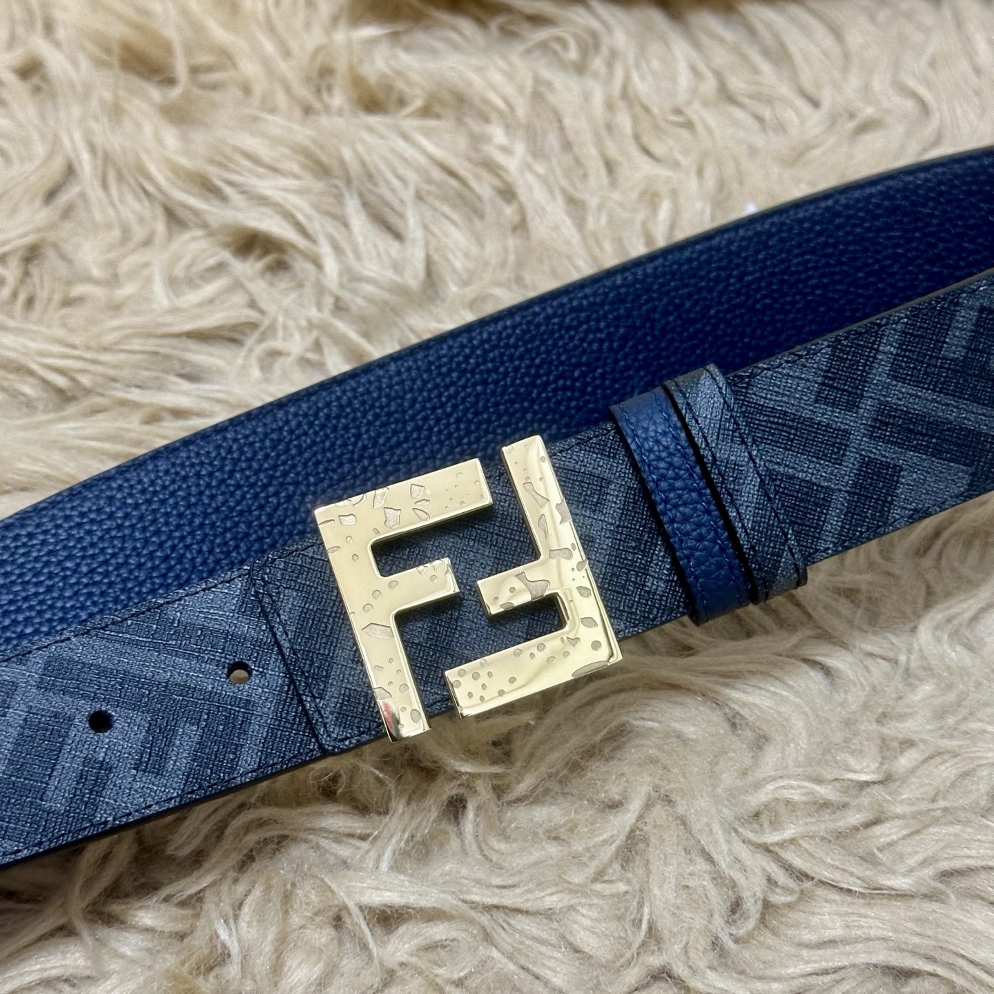 P FENDI（芬迪）专柜同款 宽4.0CM 双环正反用腰带 FF按钉搭扣 蓝色Cuoio Romano