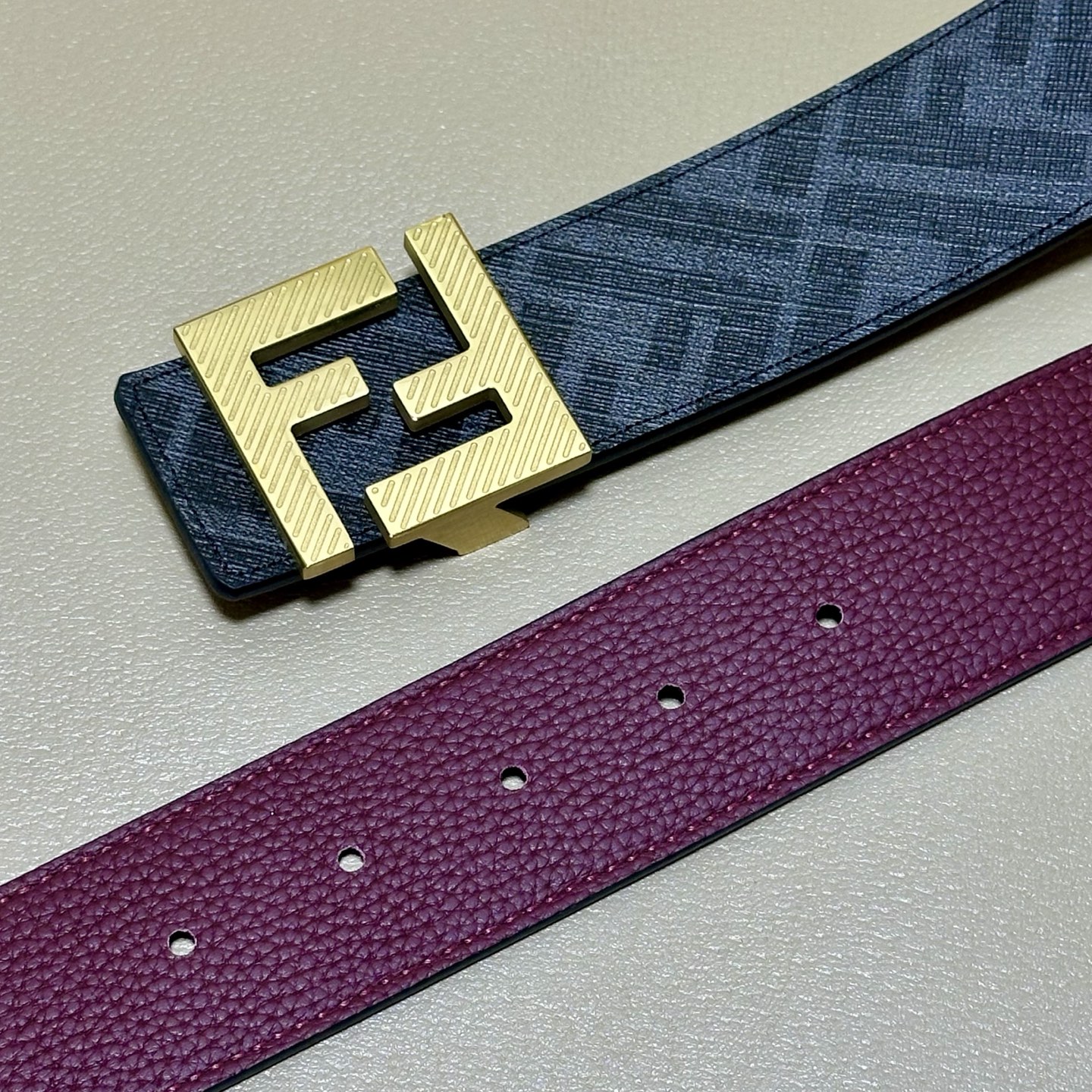 FENDI（芬迪）专柜同款 宽4.0CM 双环正反用腰带 FF按钉搭扣 酒红色Cuoio Romano皮