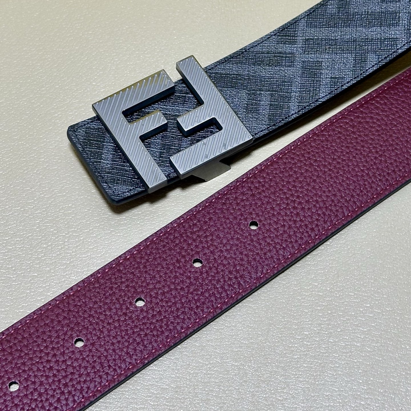 FENDI（芬迪）专柜同款 宽4.0CM 双环正反用腰带 FF按钉搭扣 酒红色Cuoio Romano皮