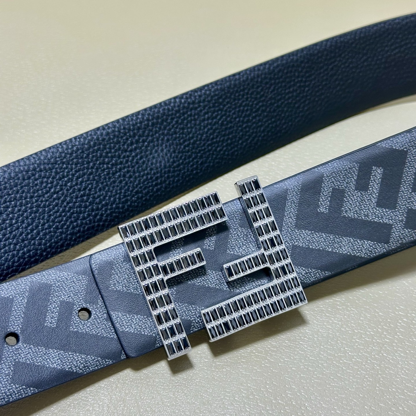 FENDI（芬迪）专柜同款 宽4.0CM 双环正反用腰带 FF按钉搭扣 黑色Cuoio  Romano皮