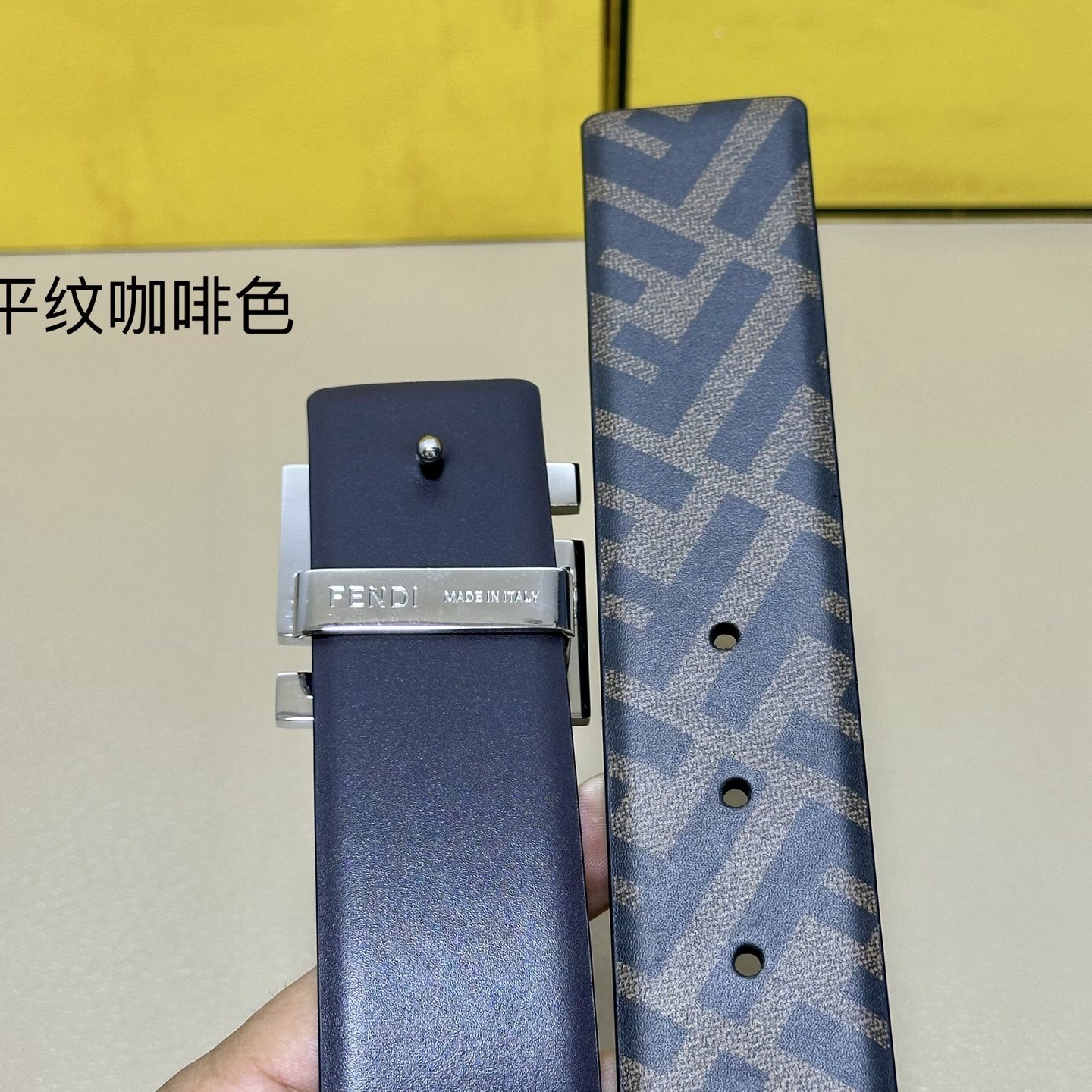 FENDI（芬迪）专柜同款 宽4.0CM 双环正反用腰带 FF按钉搭扣 咖啡色Cuoio  Romano